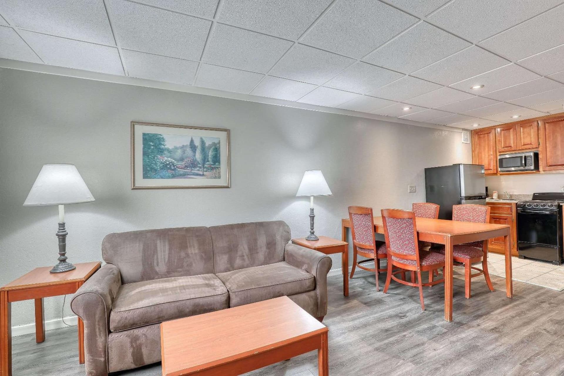 Quality Inn & Suites Green Bay Downtown gallery photo in Green Bay, WI — image 21
