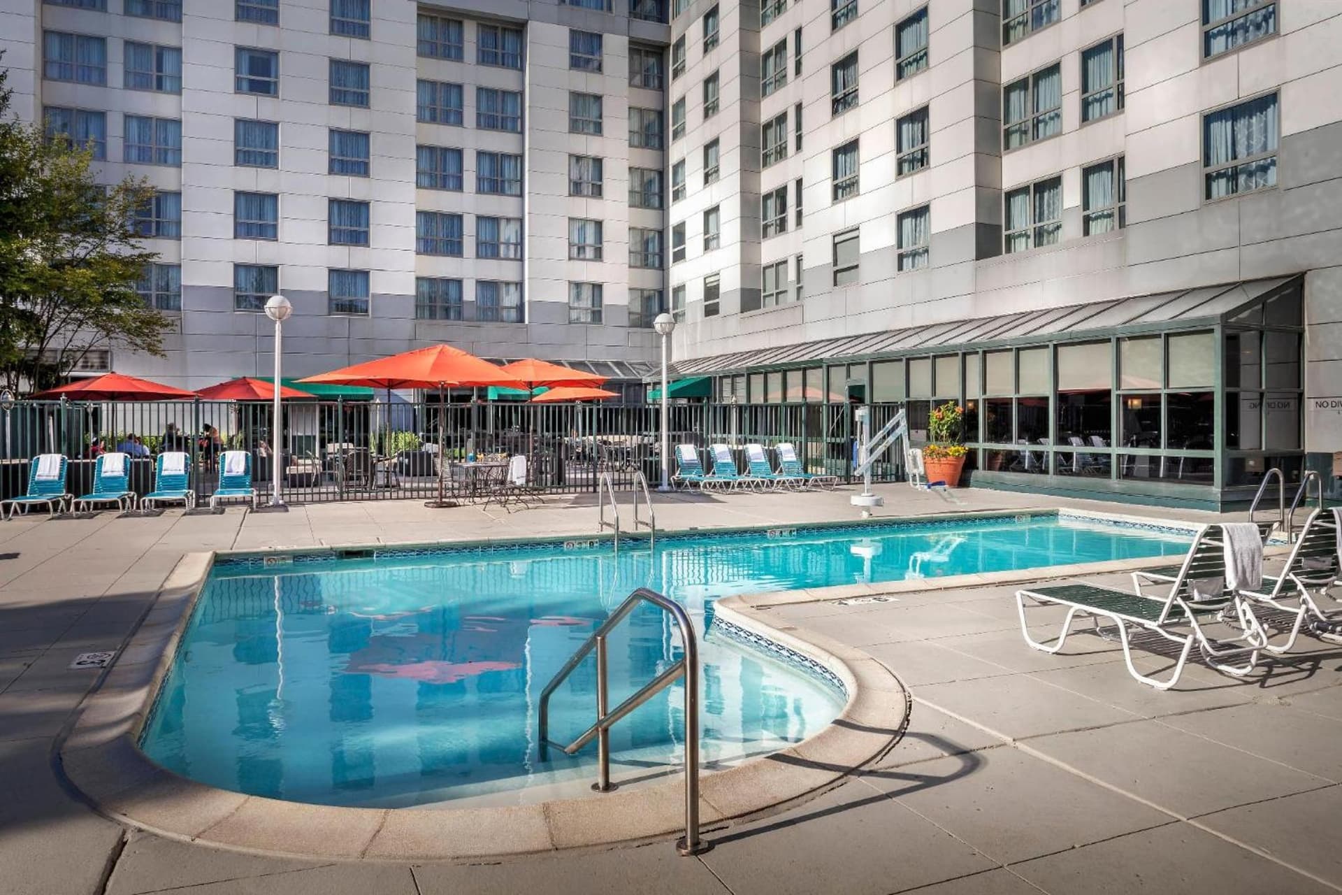 Chicago Marriott Suites Deerfield gallery photo in Deerfield, IL — image 26