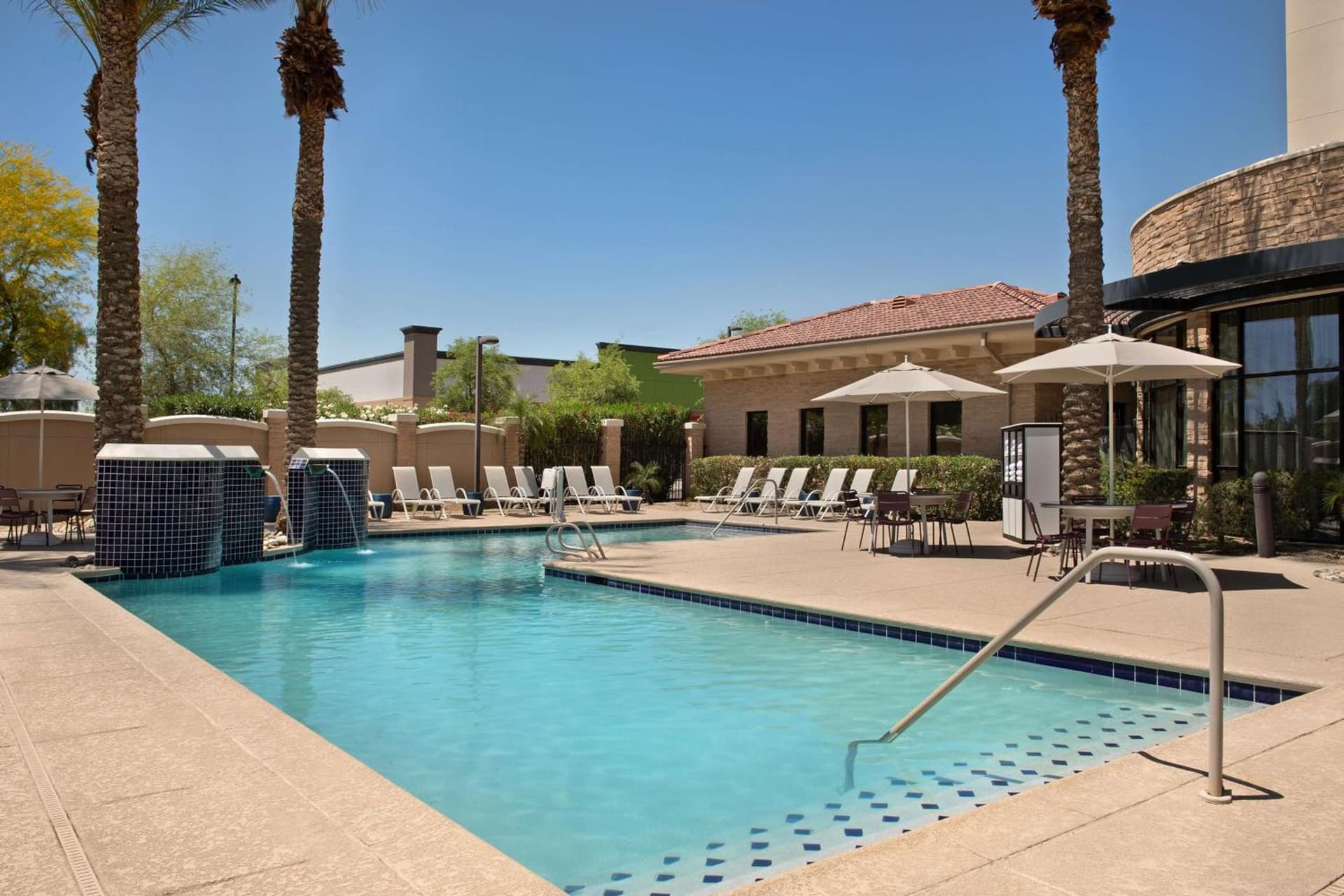 Hilton Phoenix Chandler gallery photo in Chandler, AZ — image 5
