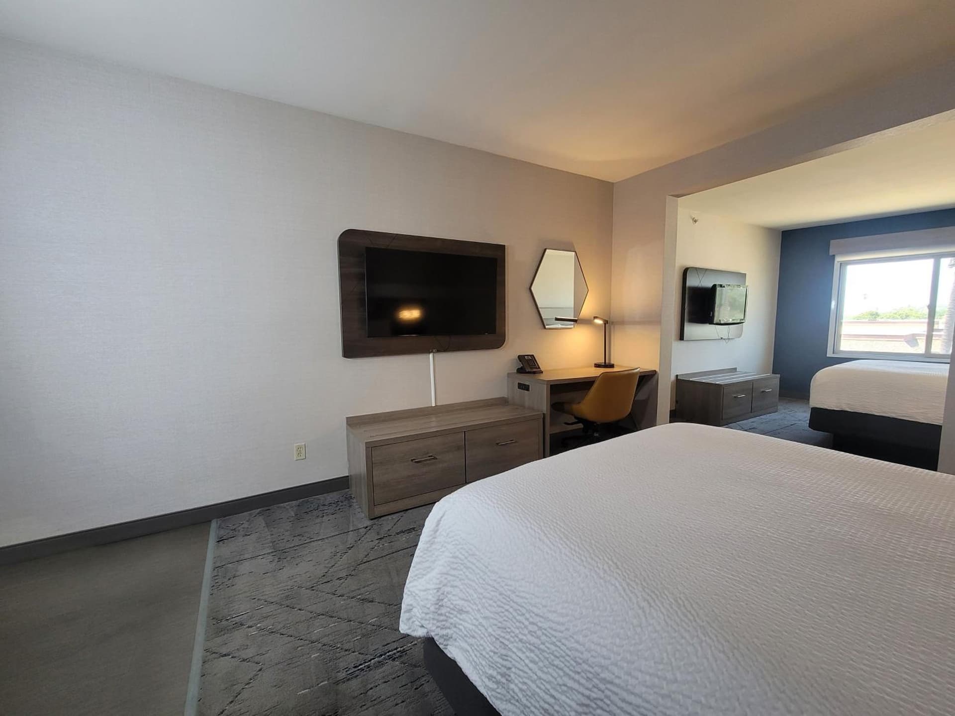 Holiday Inn Express San Diego South - Chula Vista by IHG gallery photo in Chula Vista, CA — image 72