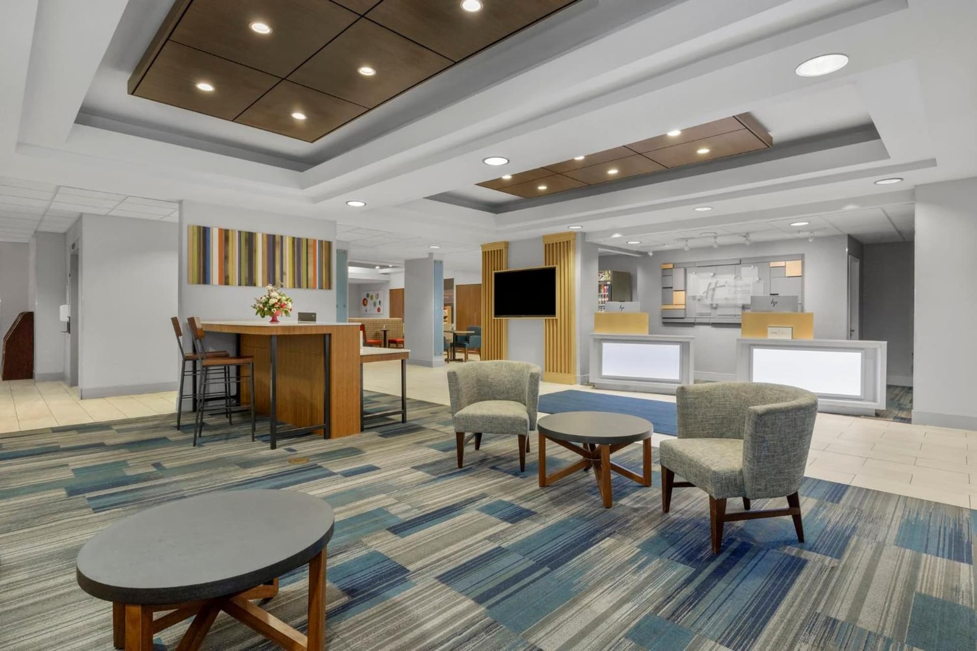 Holiday Inn Express Hotel & Suites West Coxsackie by IHG interior in West Coxsackie, NY — gallery photo 2