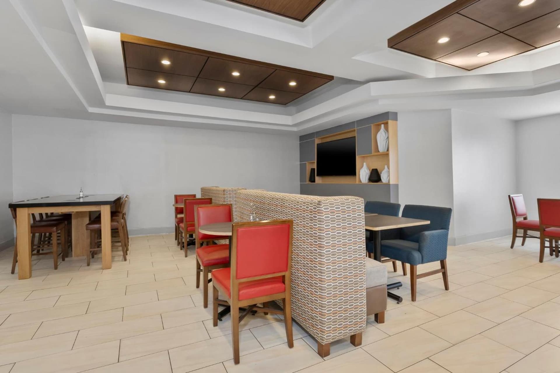 Holiday Inn Express Hotel & Suites West Coxsackie by IHG gallery photo in West Coxsackie, NY — image 33