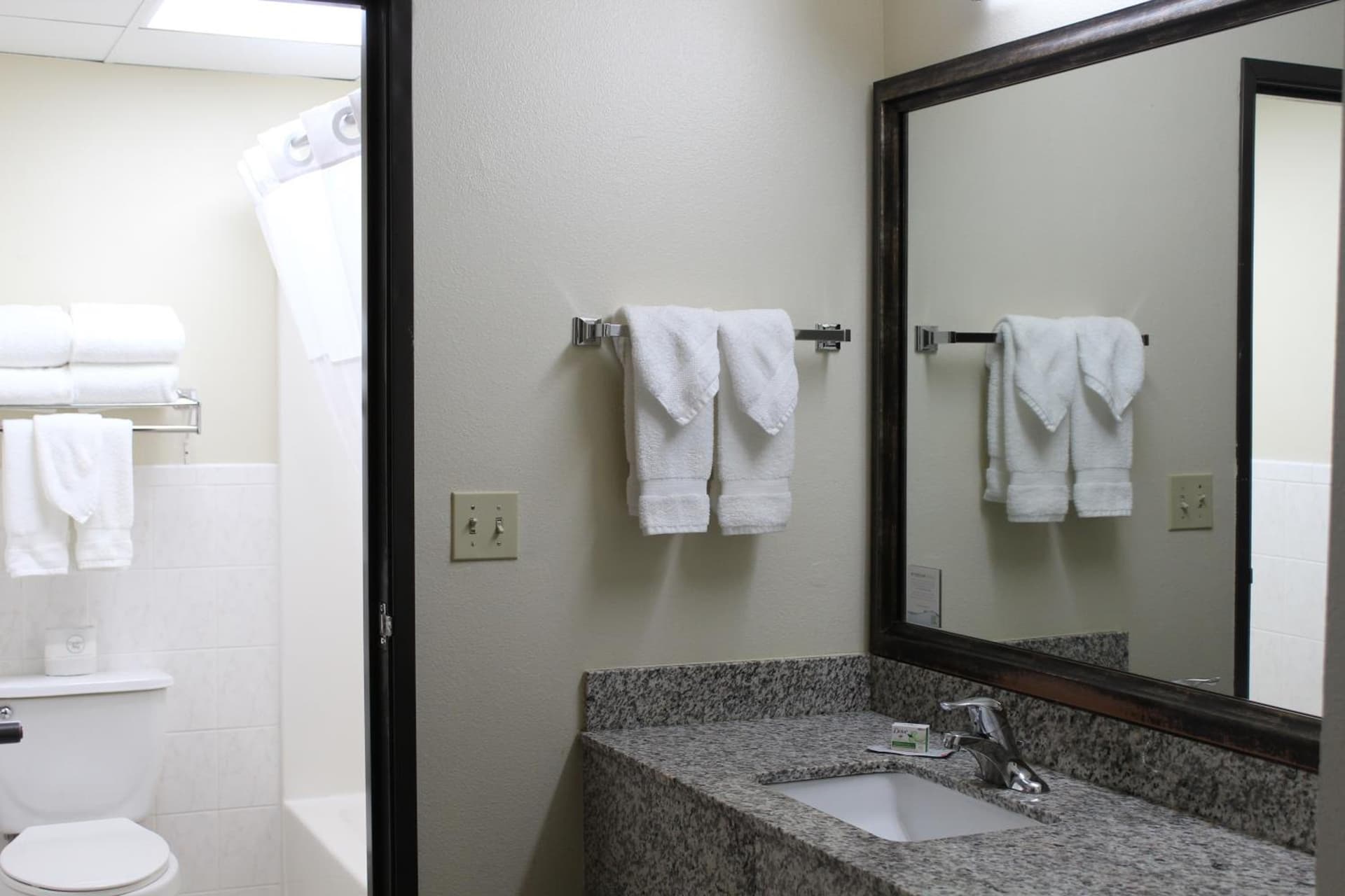 AmericInn by Wyndham Windsor Ft. Collins gallery photo in Fort Collins, CO — image 52