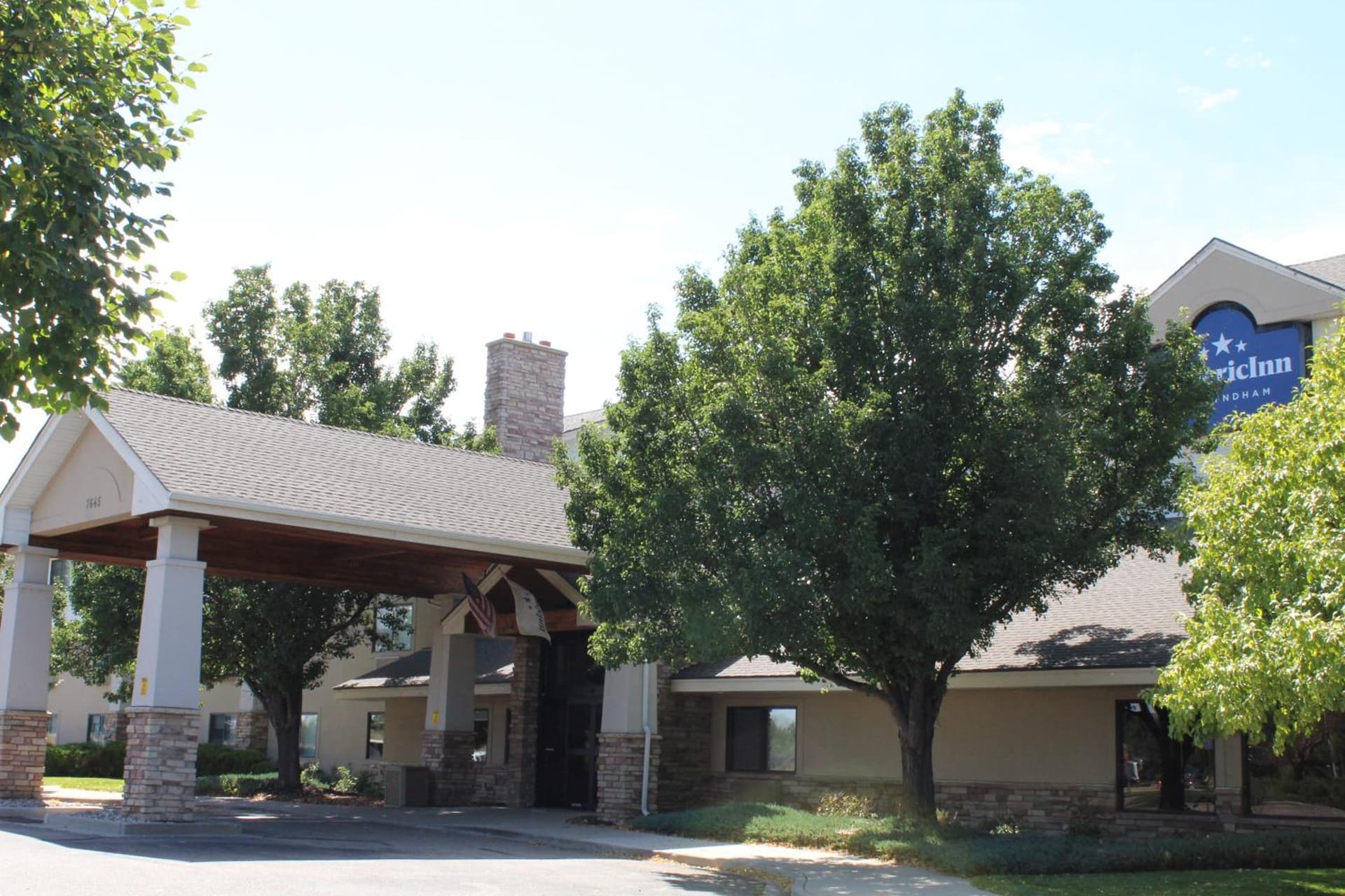 AmericInn by Wyndham Windsor Ft. Collins gallery photo in Fort Collins, CO — image 25