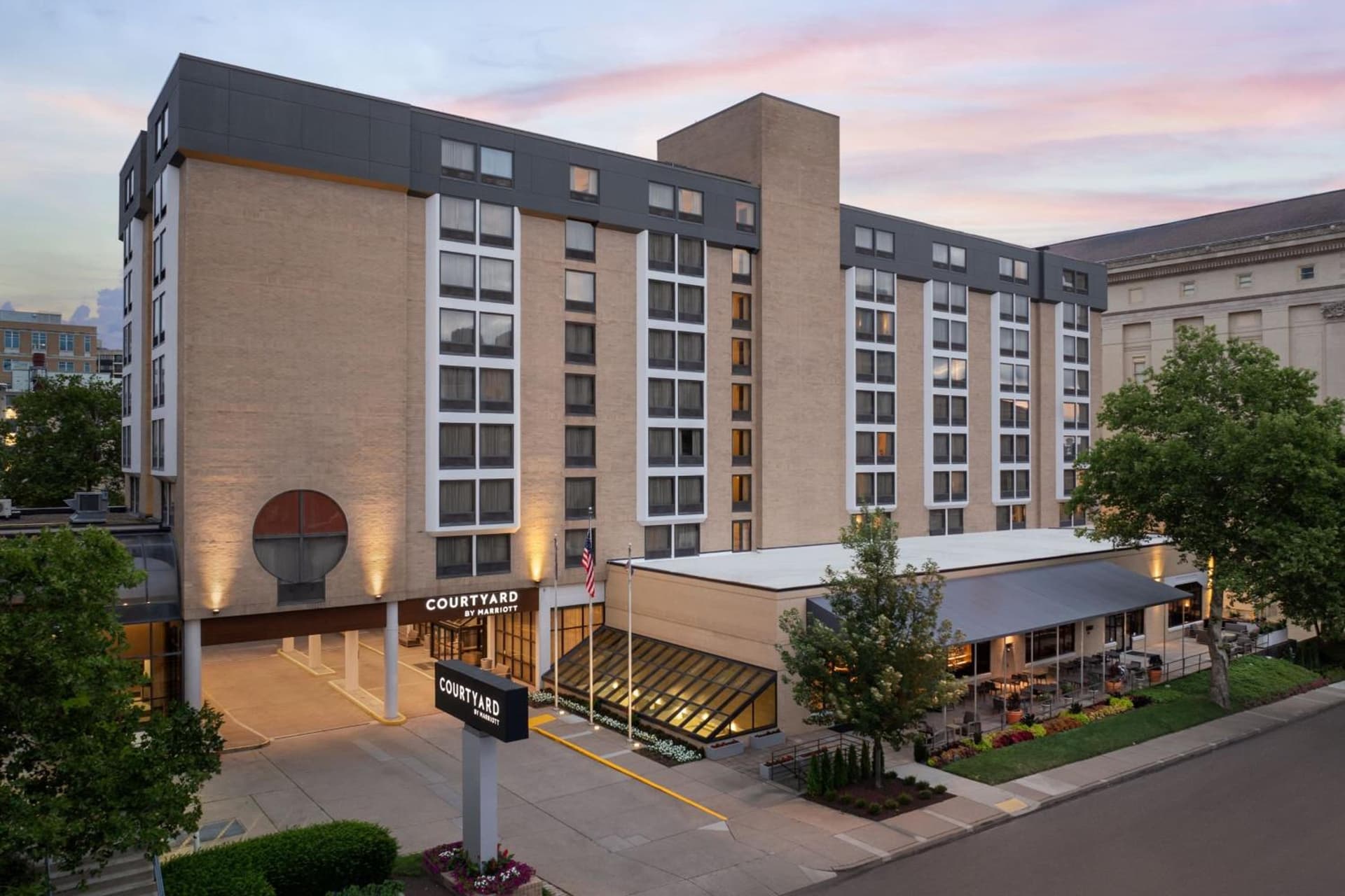 Courtyard by Marriott Pittsburgh University Center — hotel in Pittsburgh, Pennsylvania