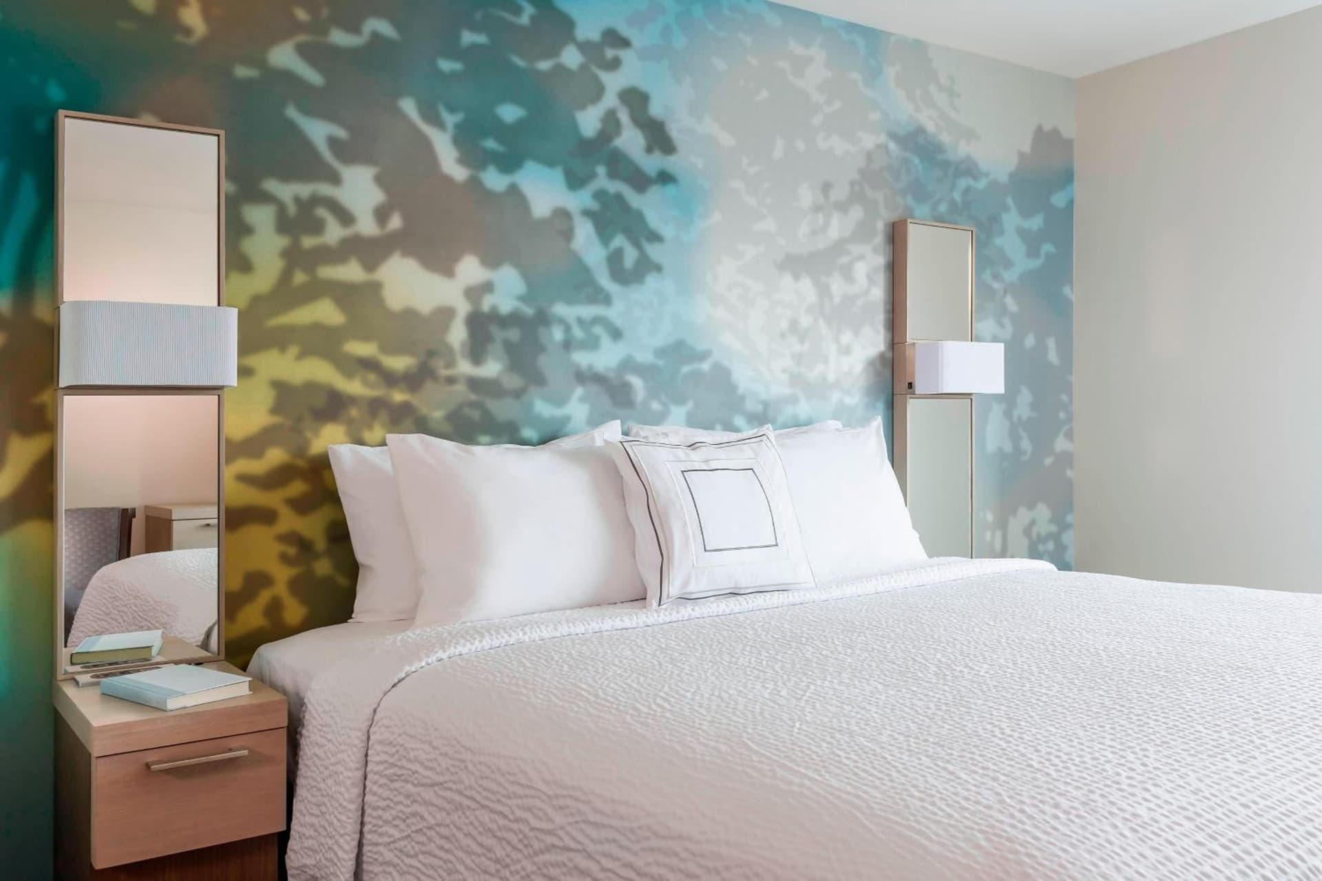 Courtyard by Marriott Stafford Quantico gallery photo in Triangle, VA — image 5