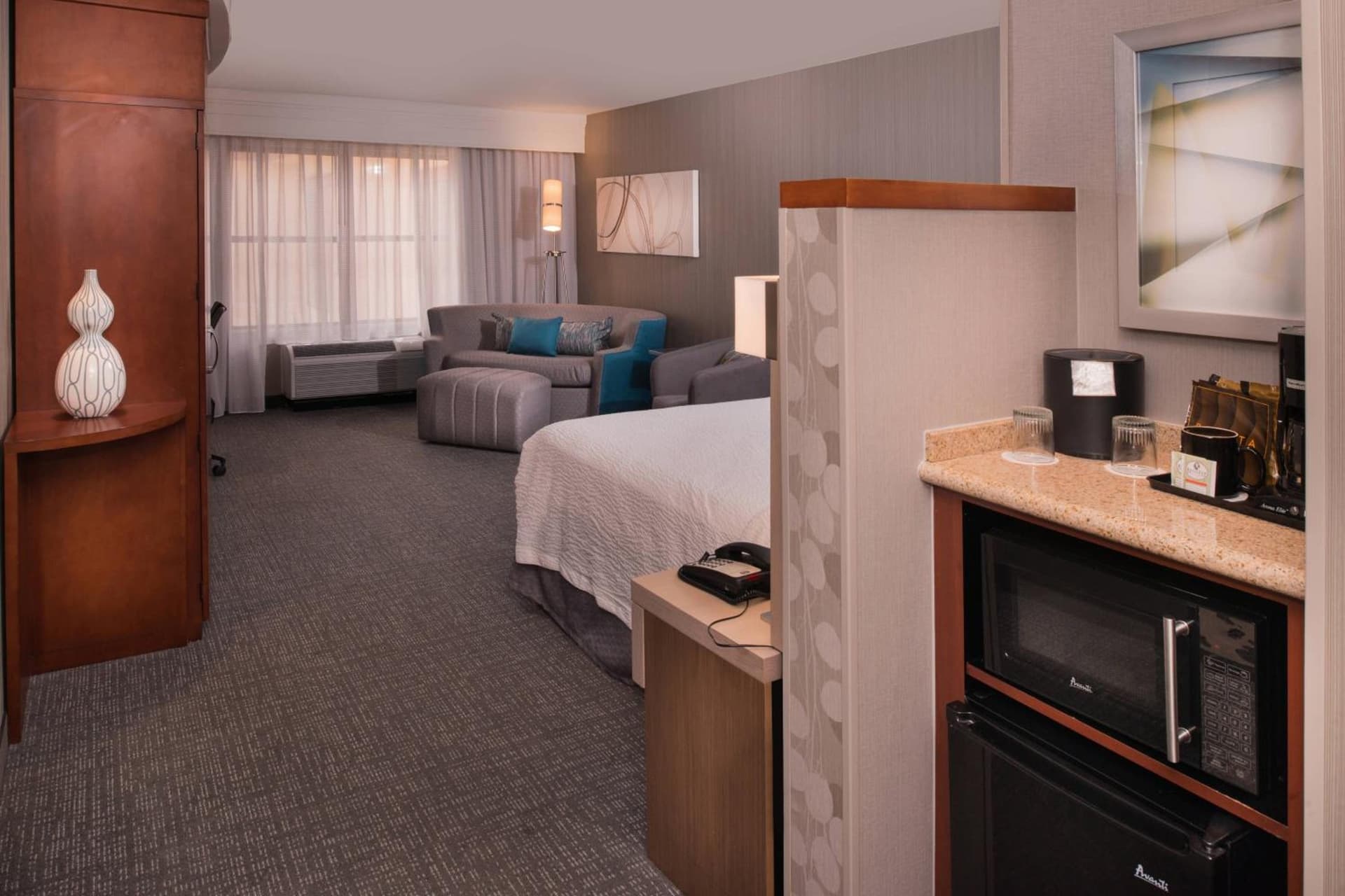 Courtyard by Marriott Thousand Oaks Ventura County gallery photo in Thousand Oaks, CA — image 19