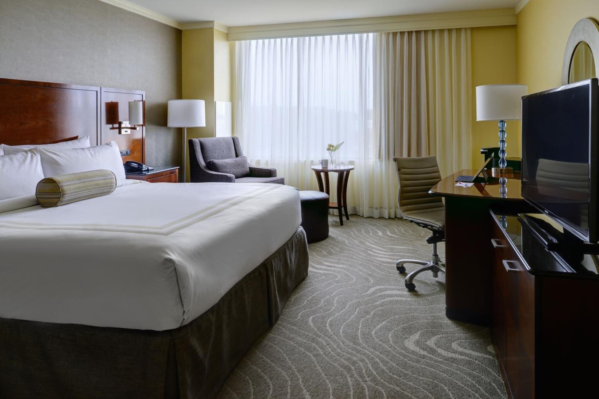 Newport News Marriott at City Center gallery photo in Newport News, VA — image 42
