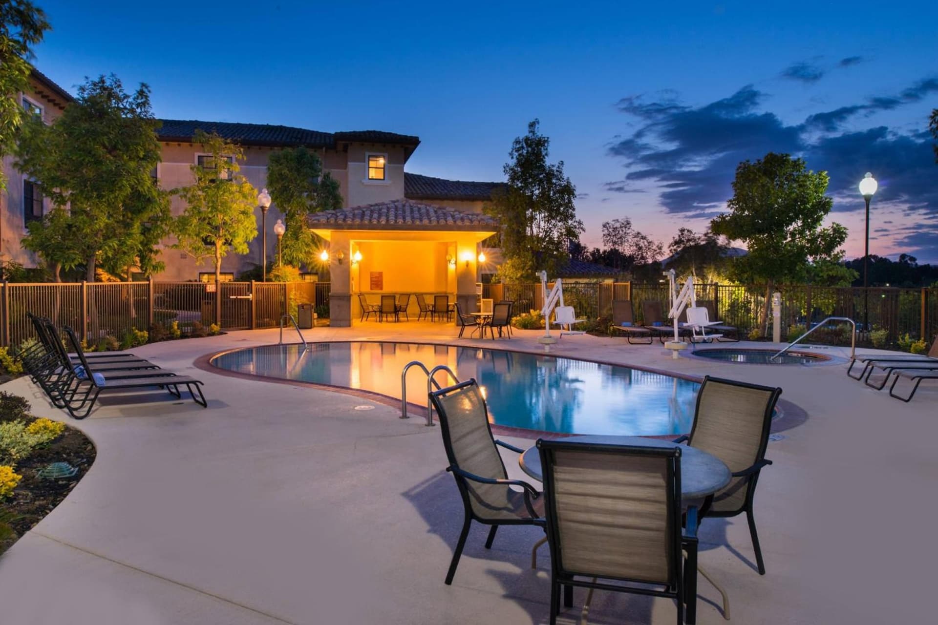 TownePlace Suites by Marriott Thousand Oaks Ventura County interior in Thousand Oaks, CA — gallery photo 2