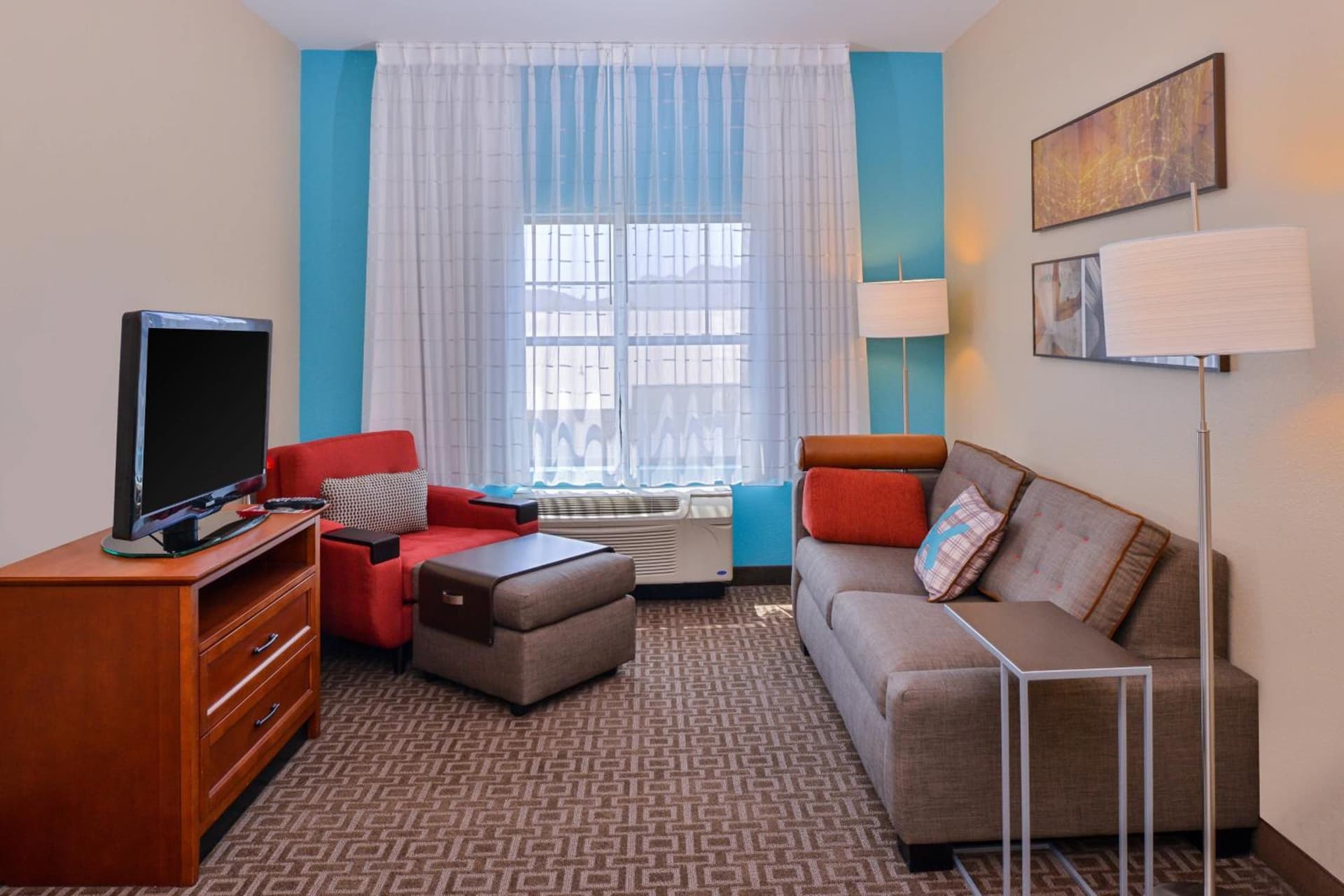 TownePlace Suites by Marriott Thousand Oaks Ventura County gallery photo in Thousand Oaks, CA — image 11