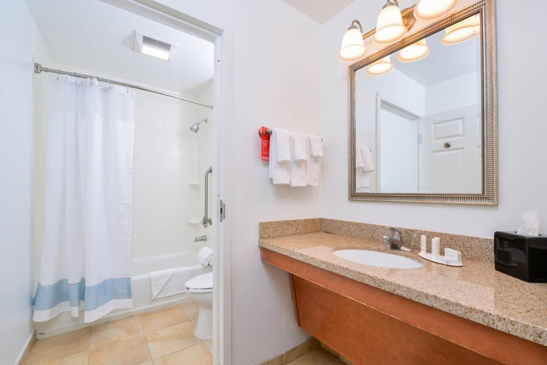 TownePlace Suites by Marriott Thousand Oaks Ventura County gallery photo in Thousand Oaks, CA — image 8
