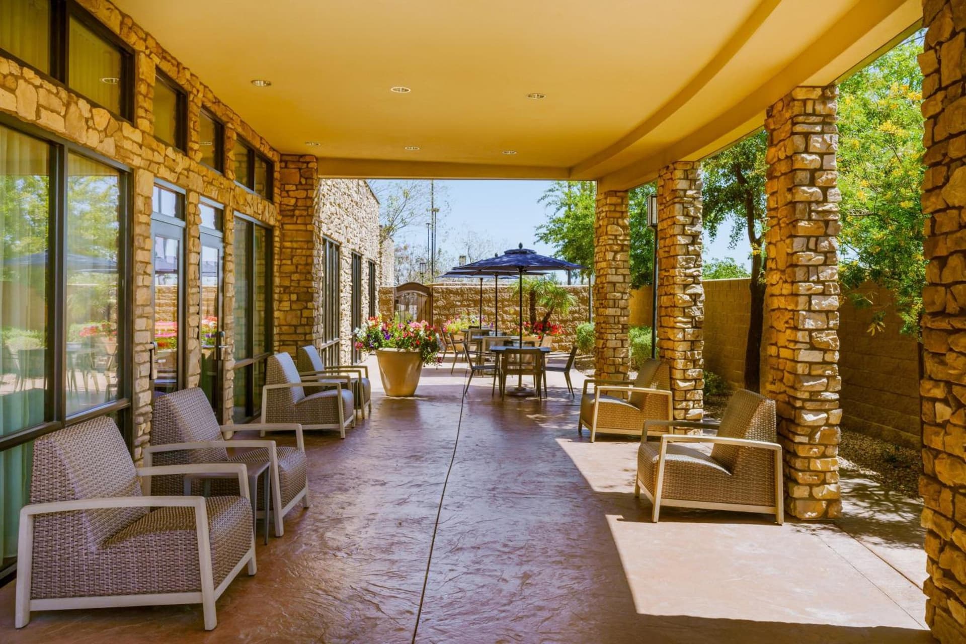 Courtyard Phoenix Mesa Gateway Airport gallery photo in Mesa, AZ — image 14