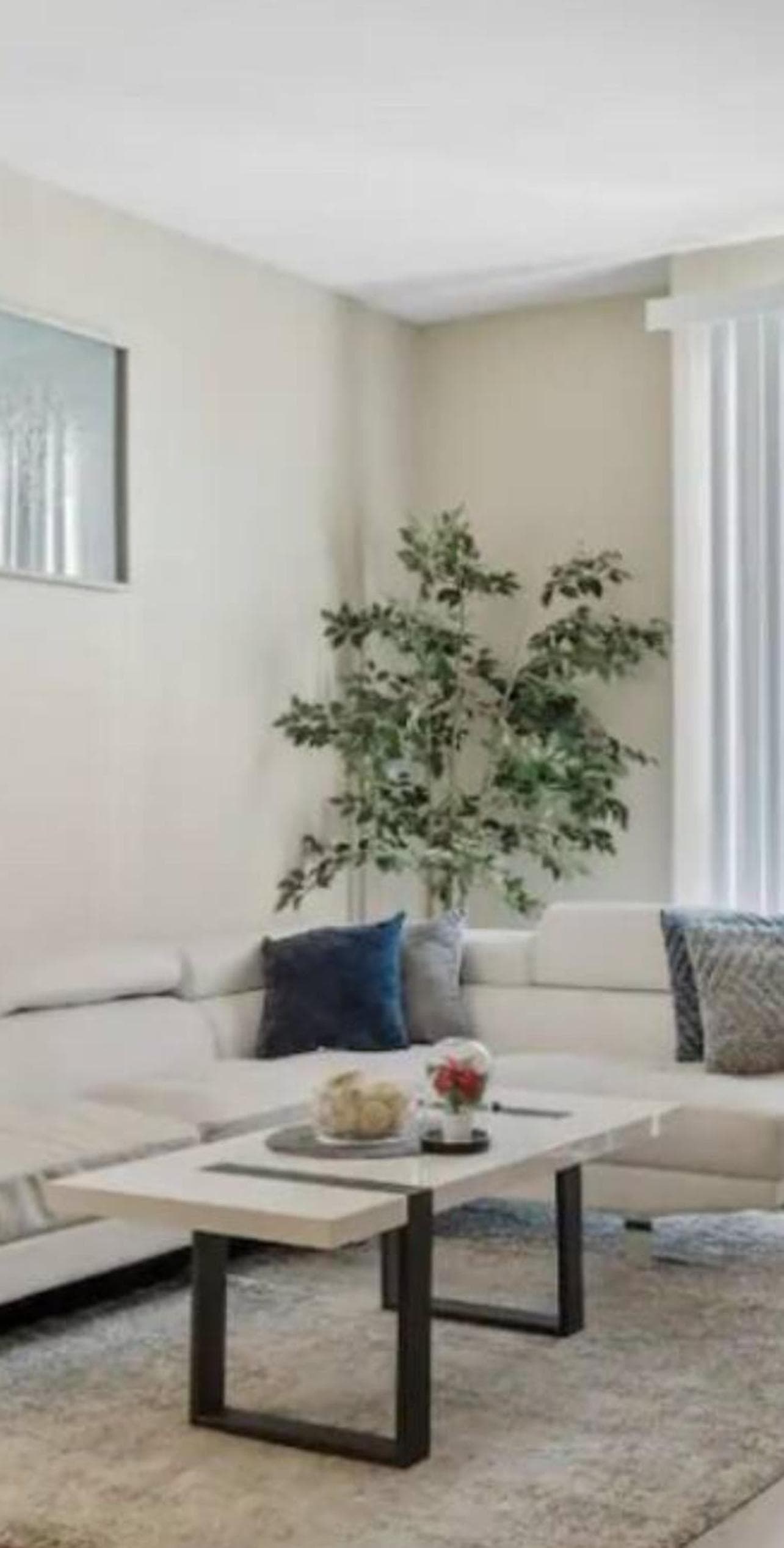 the reve appartment marina 2 bedrooms with swimming pool free parking interior in Los Angeles, CA — gallery photo 2