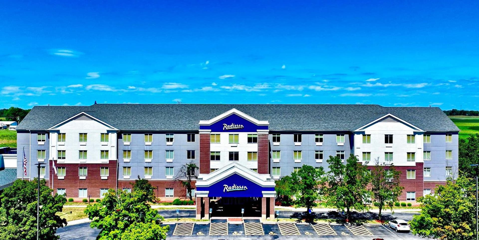 Radisson Hotel Fairview Heights - St Louis — hotel in Fairview Heights, Illinois