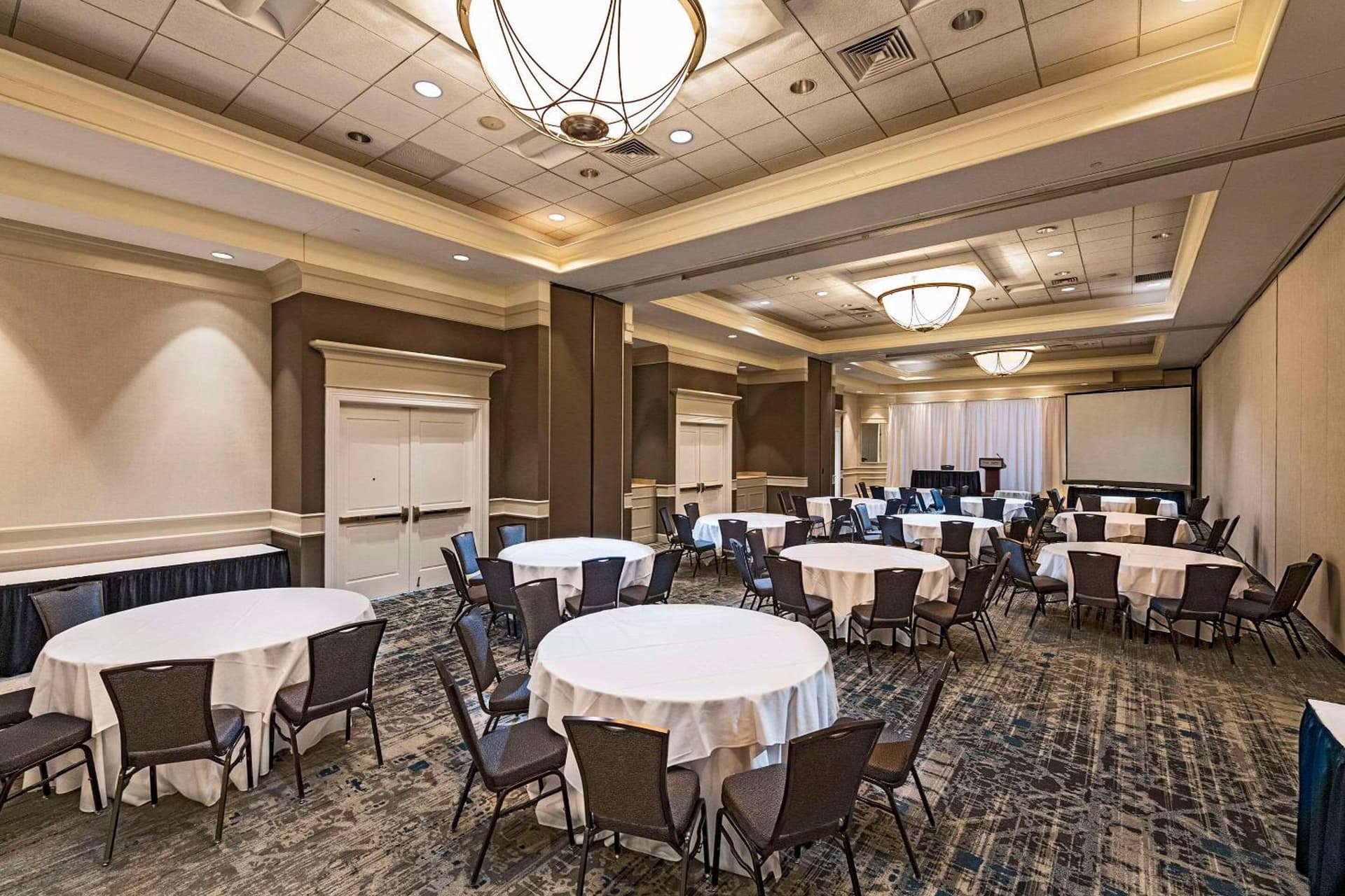 Radisson Hotel Fairview Heights - St Louis gallery photo in Fairview Heights, IL — image 10