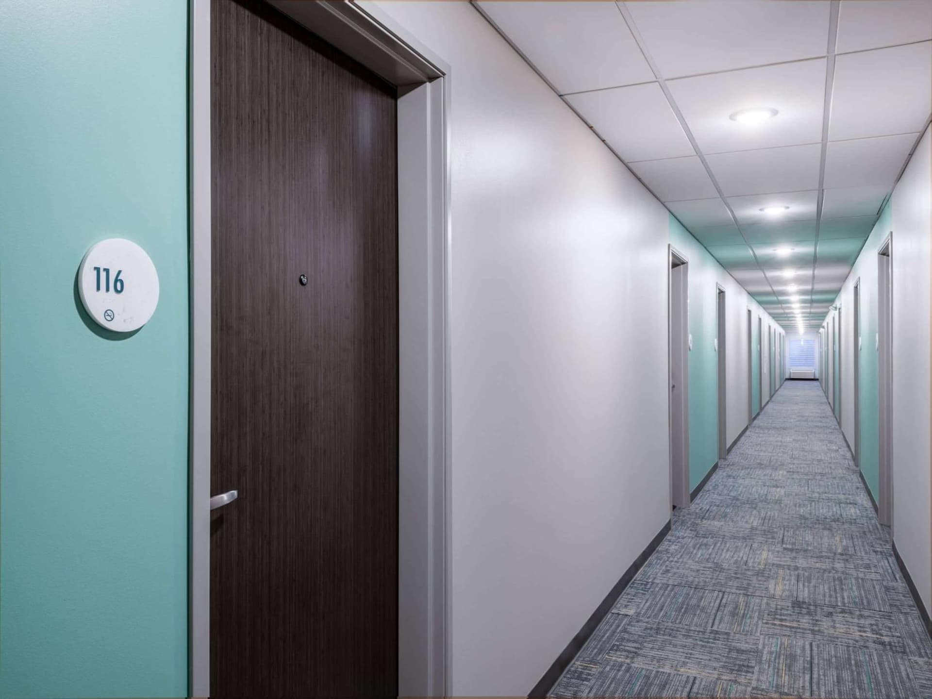 ECHO Suites Extended Stay by Wyndham Spartanburg gallery photo in Spartanburg, SC — image 28
