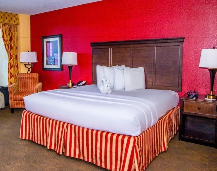 Pier House 60 Clearwater Beach Marina Hotel gallery photo in Clearwater Beach, FL — image 37