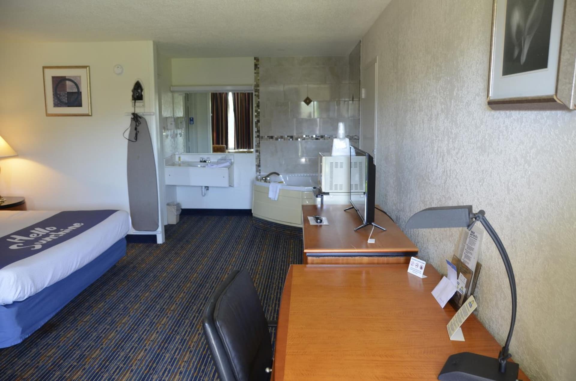 Days Inn by Wyndham Luray Shenandoah gallery photo in Luray, VA — image 38