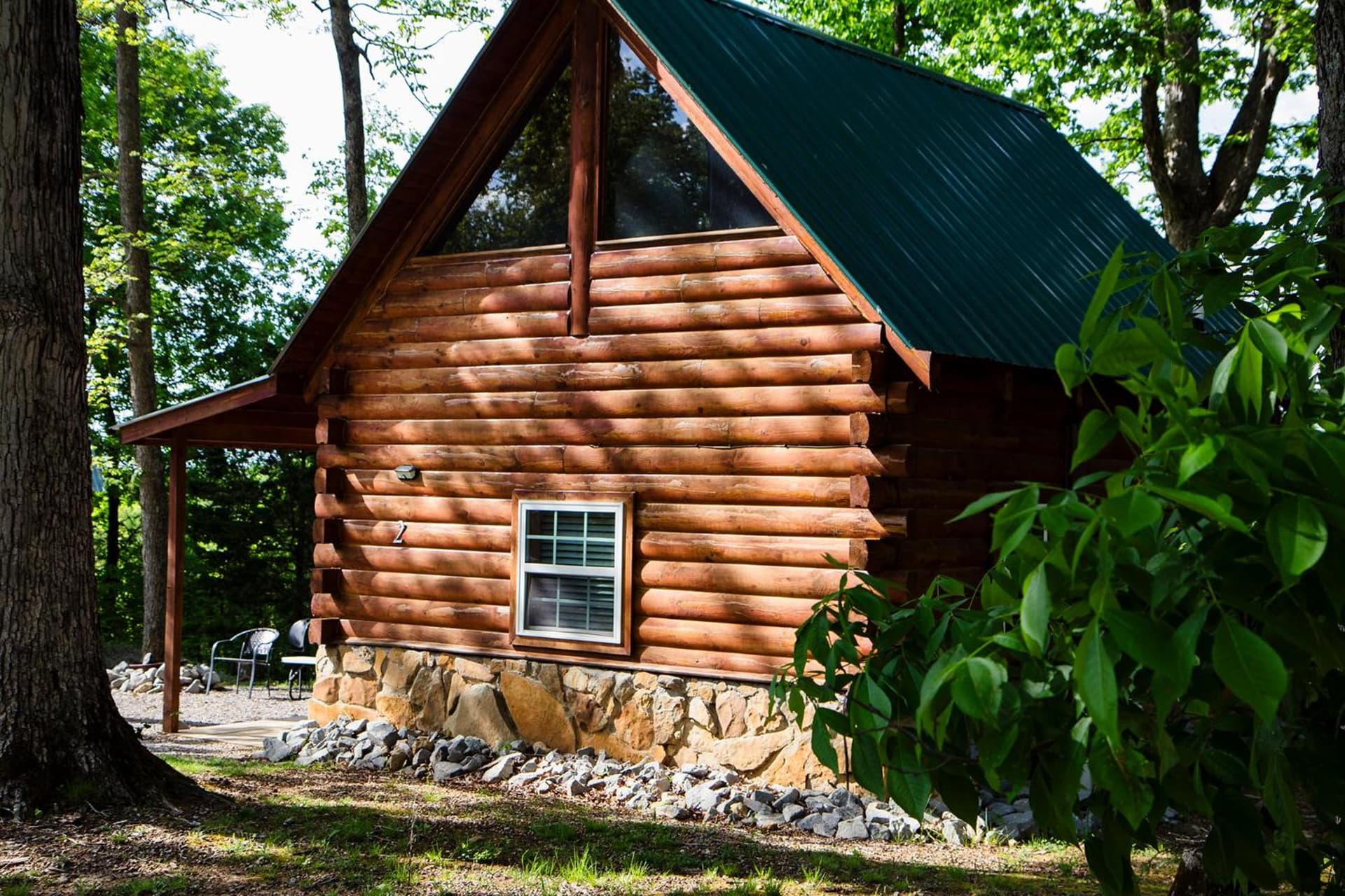 Kozy Haven Log Cabin Rentals featured exterior or lobby in Columbia, KY — similar hotel