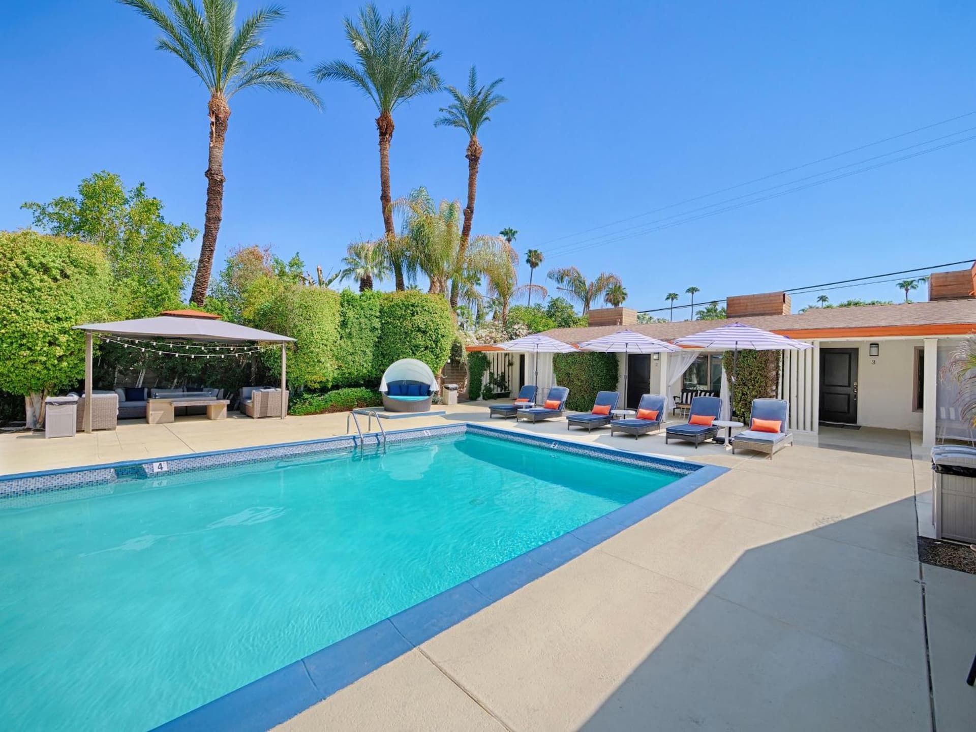 Little Paradise Hotel gallery photo in Palm Springs, CA — image 14