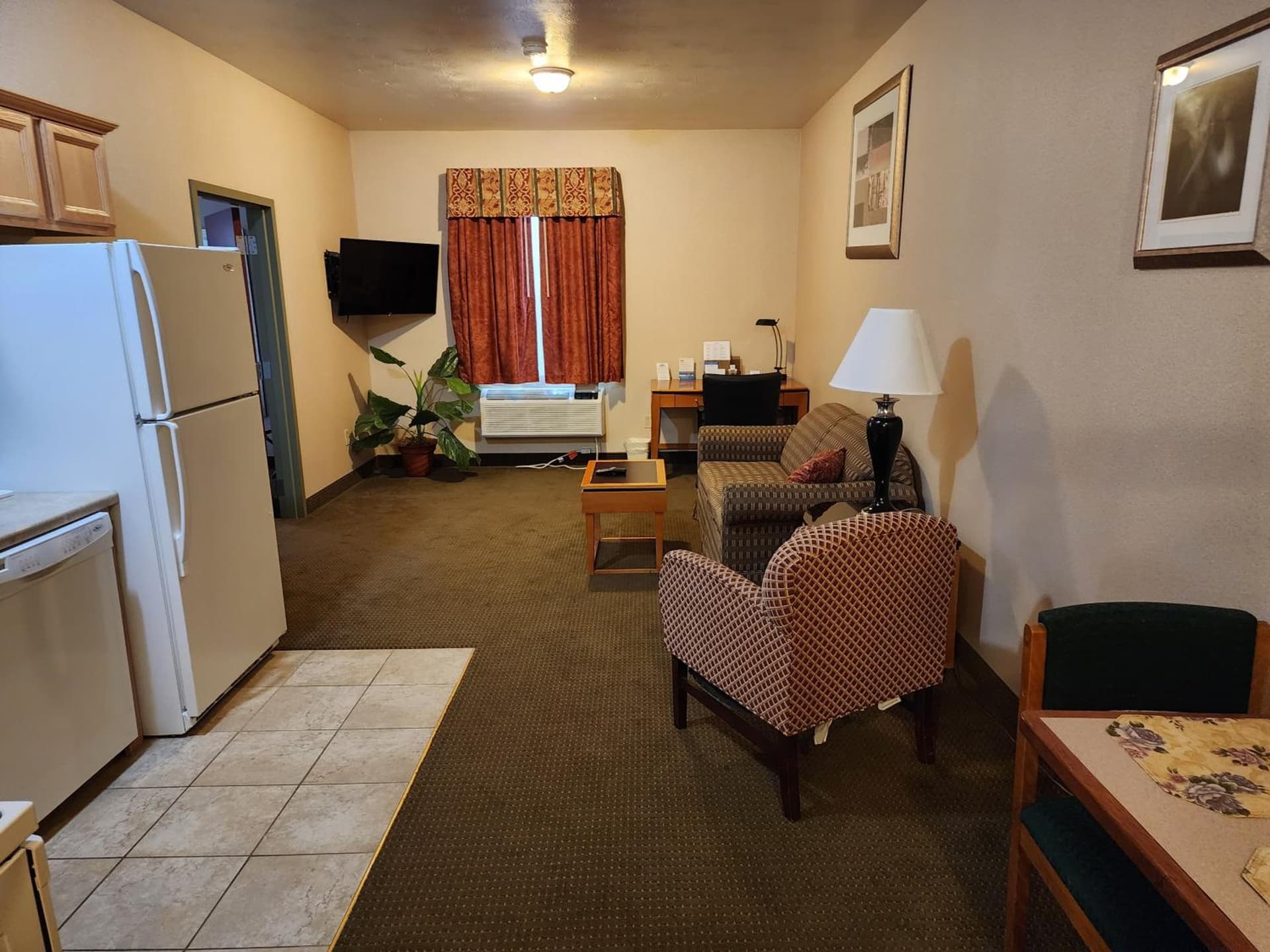 Days Inn by Wyndham Luray Shenandoah gallery photo in Luray, VA — image 95