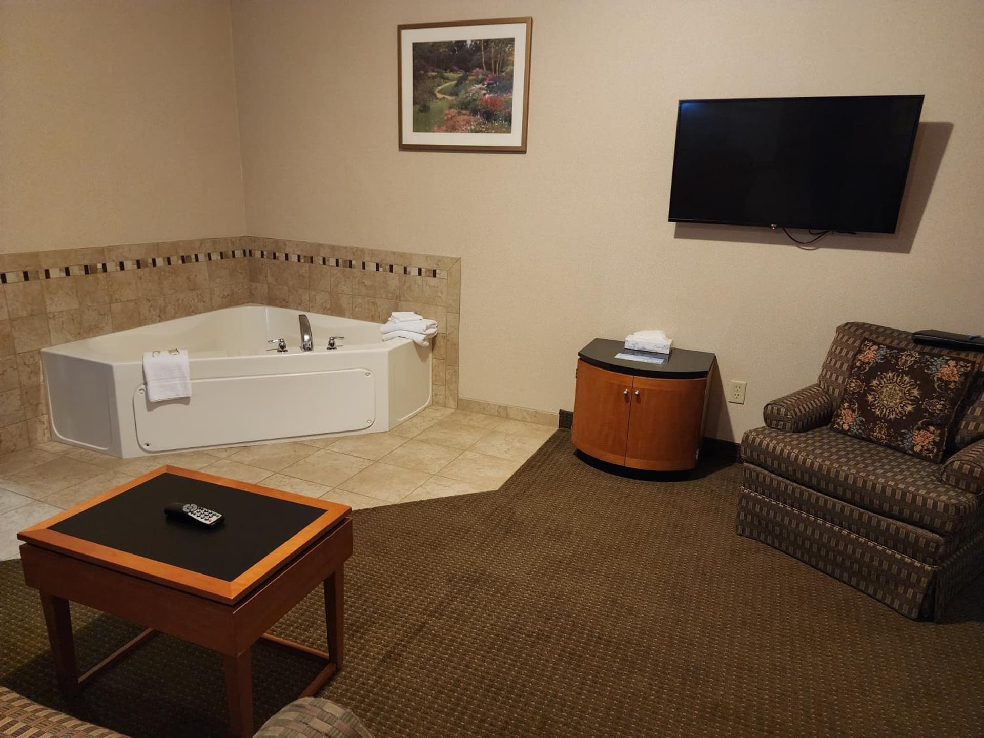 Days Inn by Wyndham Luray Shenandoah gallery photo in Luray, VA — image 97