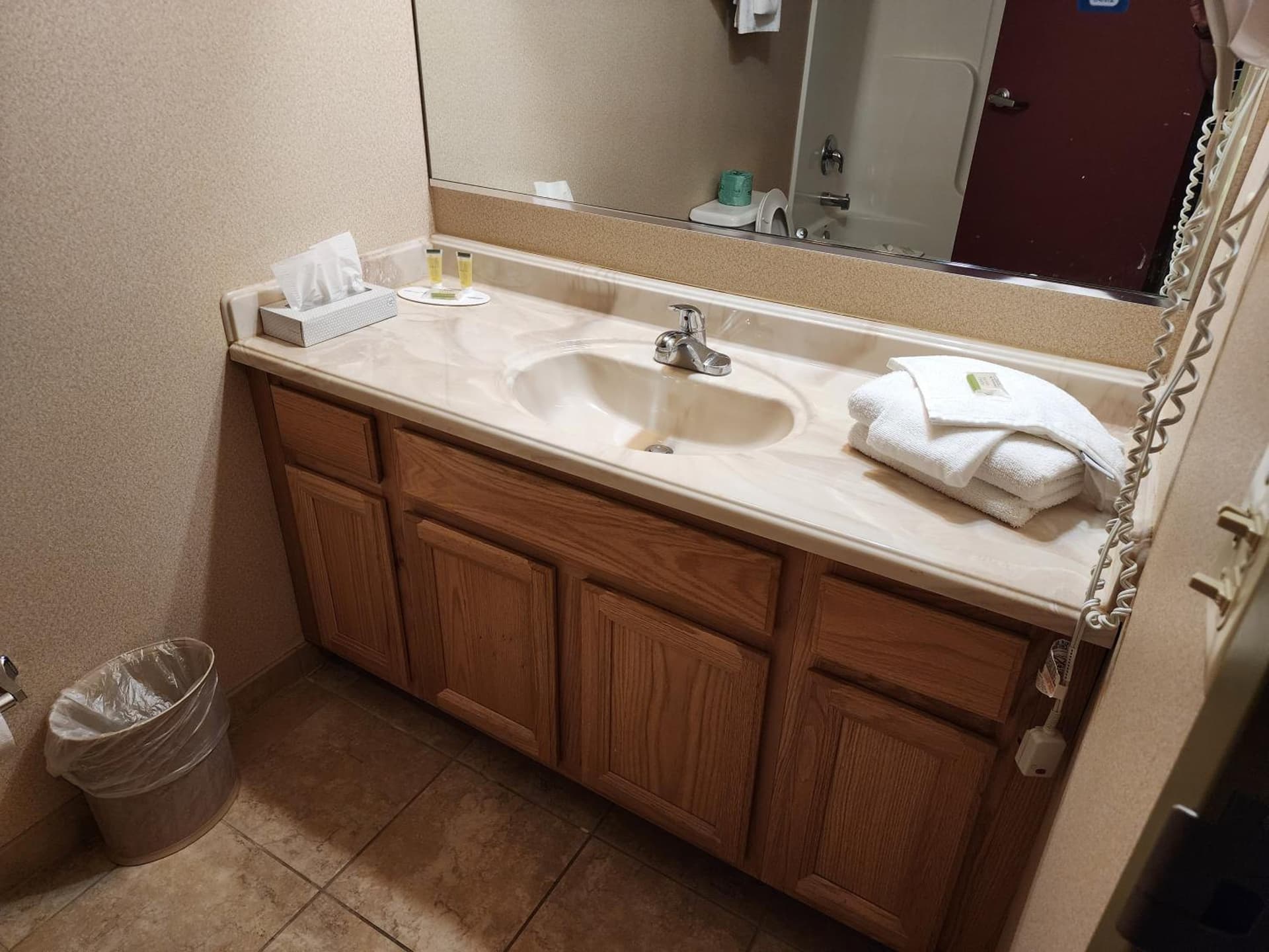 Days Inn by Wyndham Luray Shenandoah gallery photo in Luray, VA — image 33