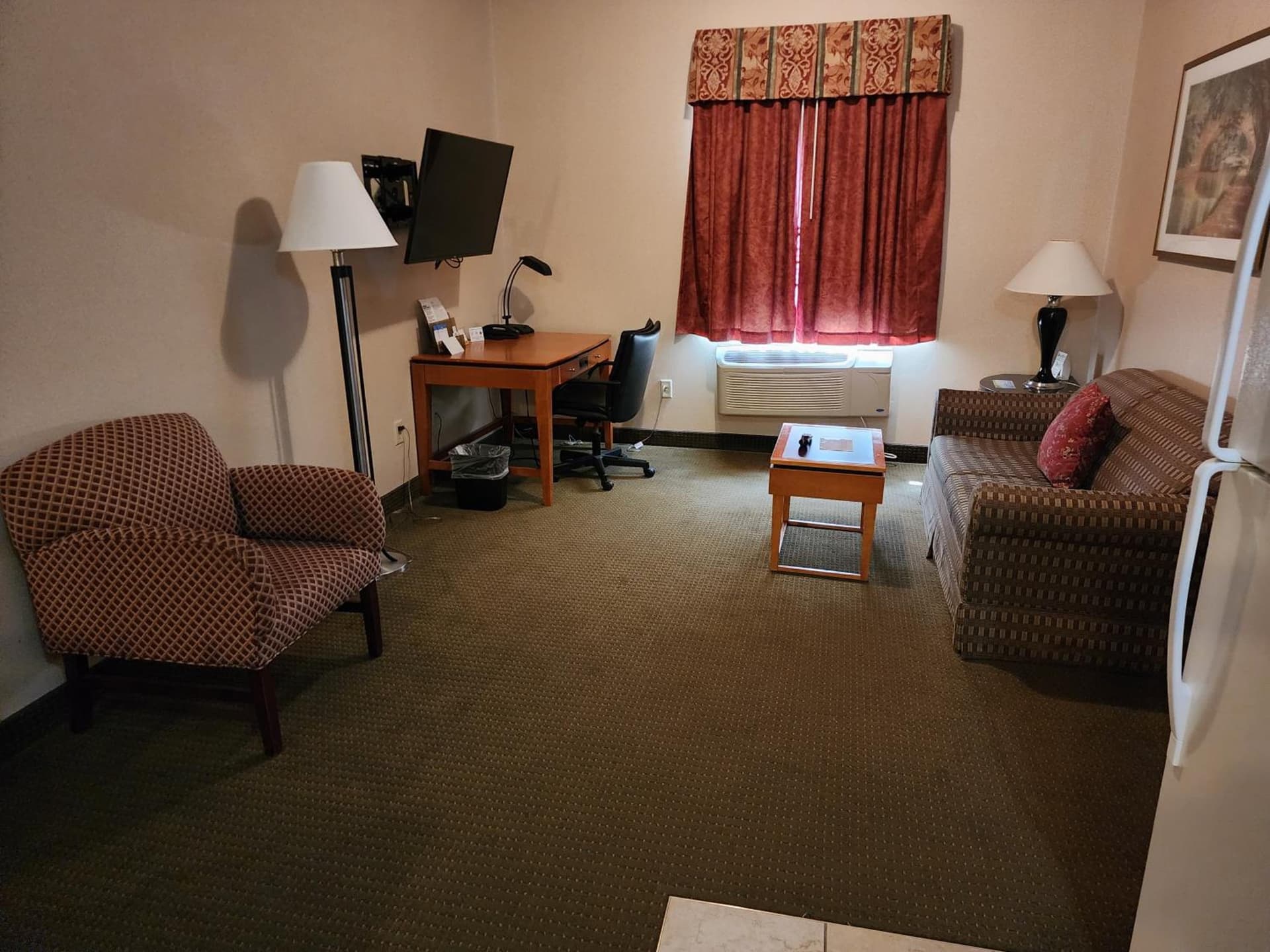 Days Inn by Wyndham Luray Shenandoah gallery photo in Luray, VA — image 8