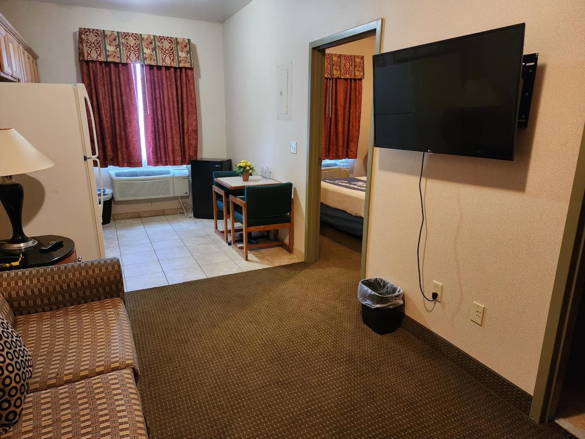 Days Inn by Wyndham Luray Shenandoah property views in Luray, VA — gallery photo 3