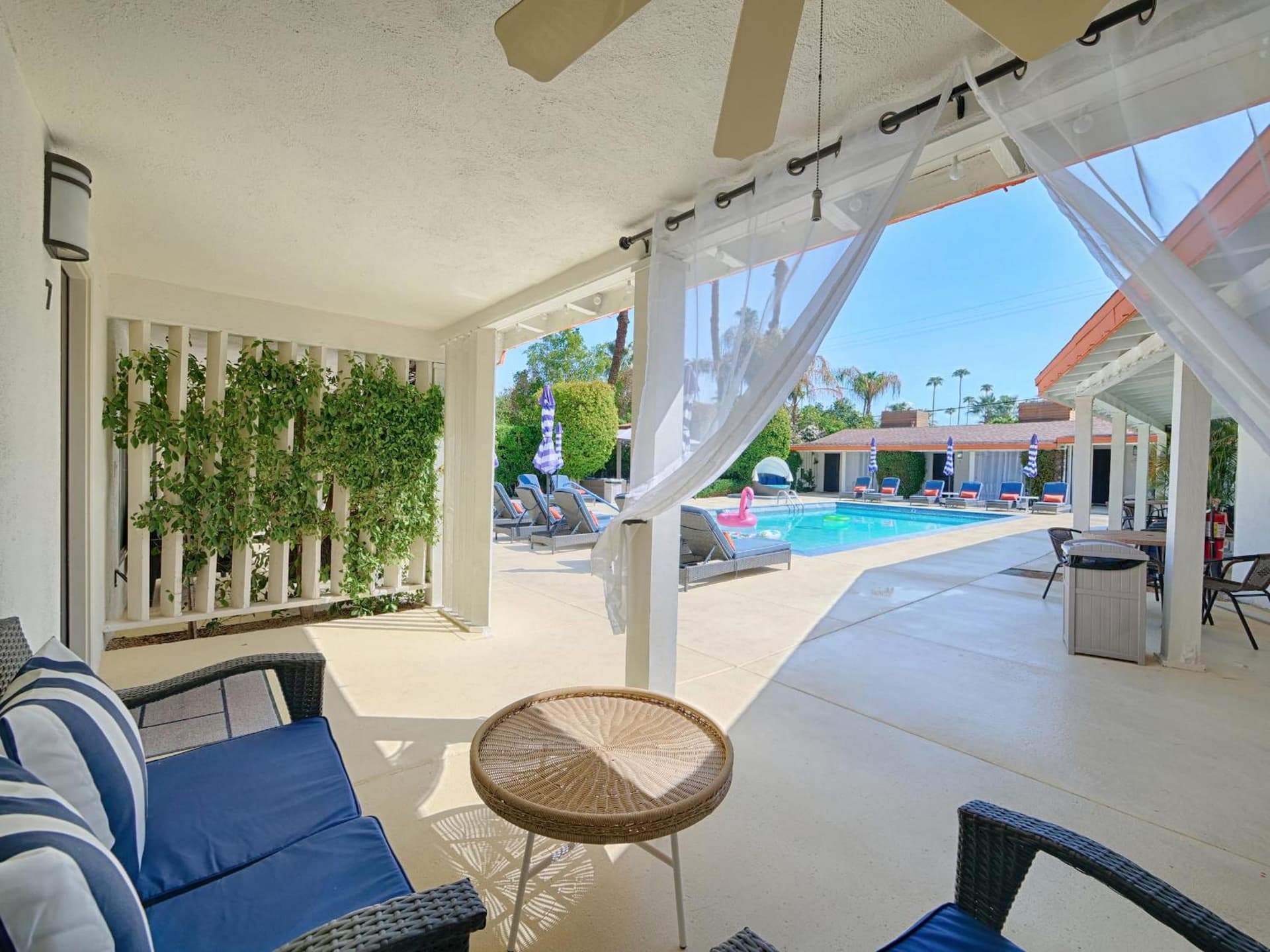 Little Paradise Hotel gallery photo in Palm Springs, CA — image 24