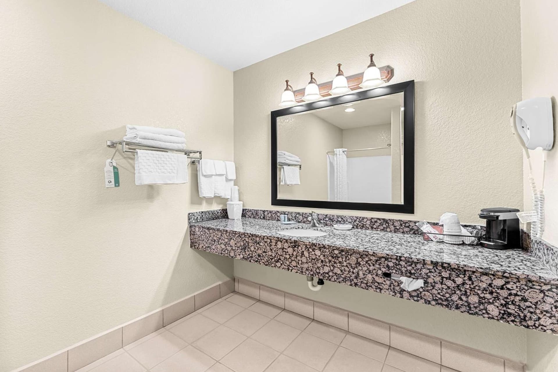 Best Western Apache Junction Inn gallery photo in Apache Junction, AZ — image 21