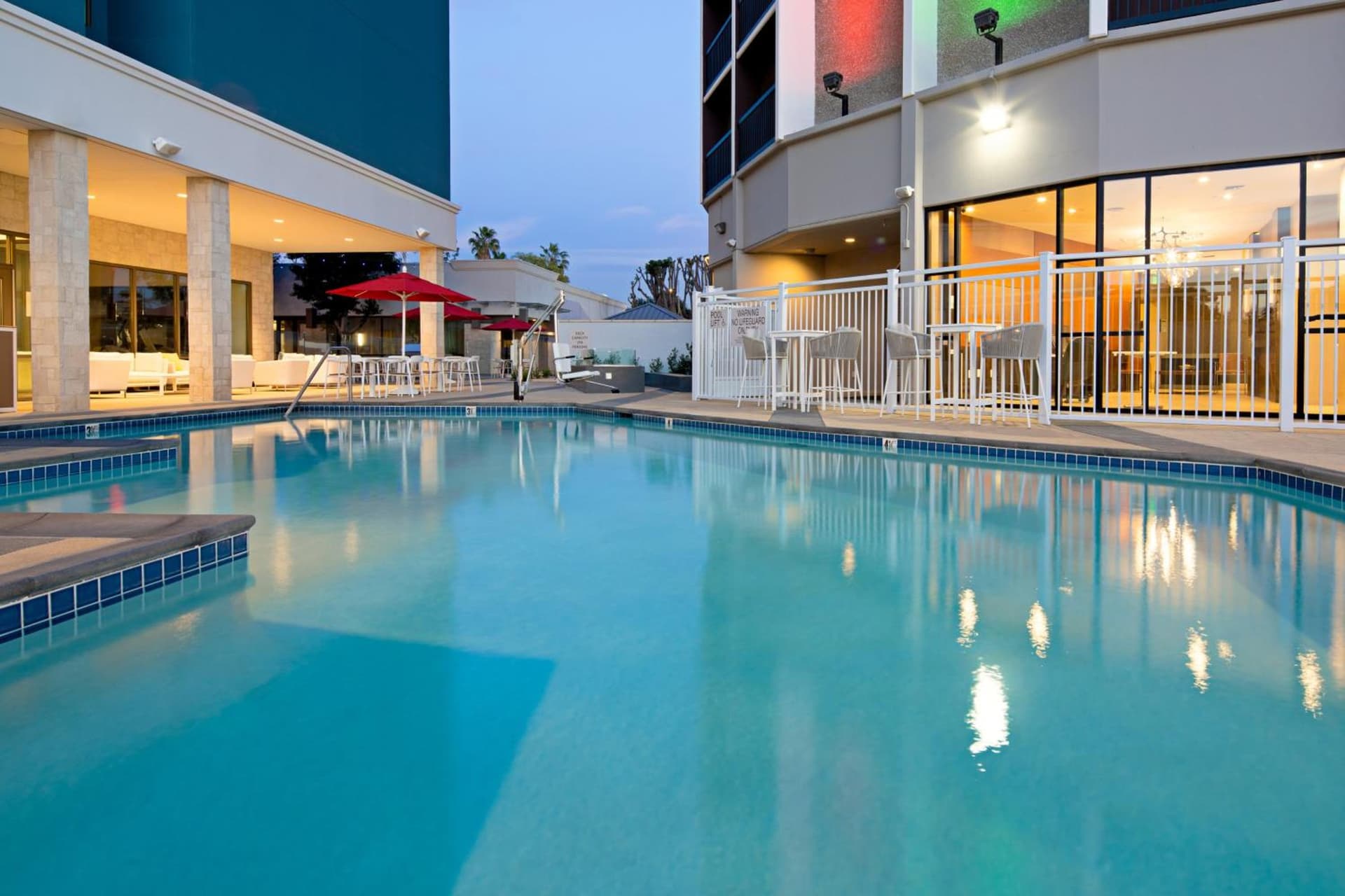 Holiday Inn Long Beach - Airport by IHG gallery photo in Long Beach, CA — image 86