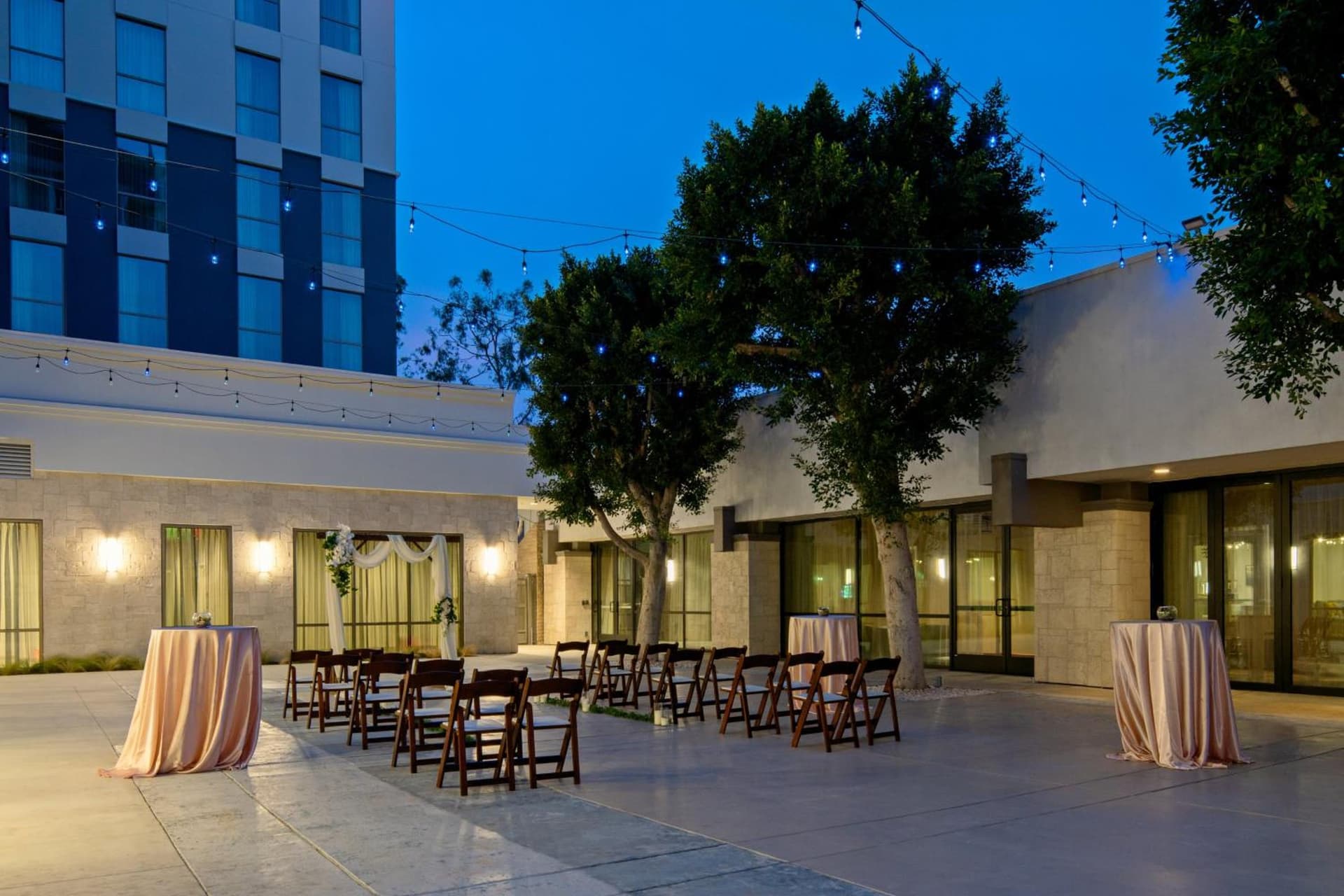 Holiday Inn Long Beach - Airport by IHG gallery photo in Long Beach, CA — image 4