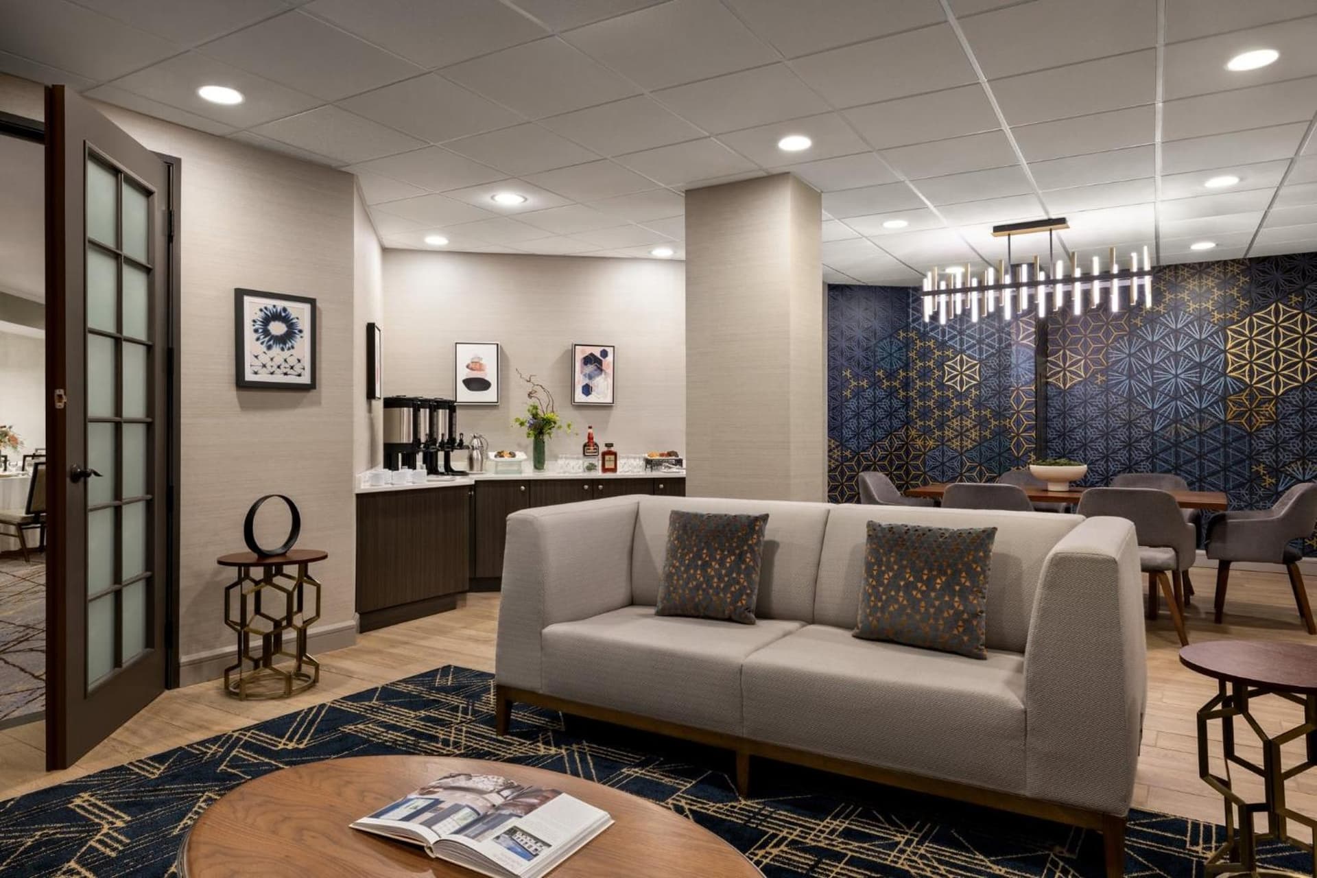 Crowne Plaza Edison by IHG property views in Edison — gallery photo 3