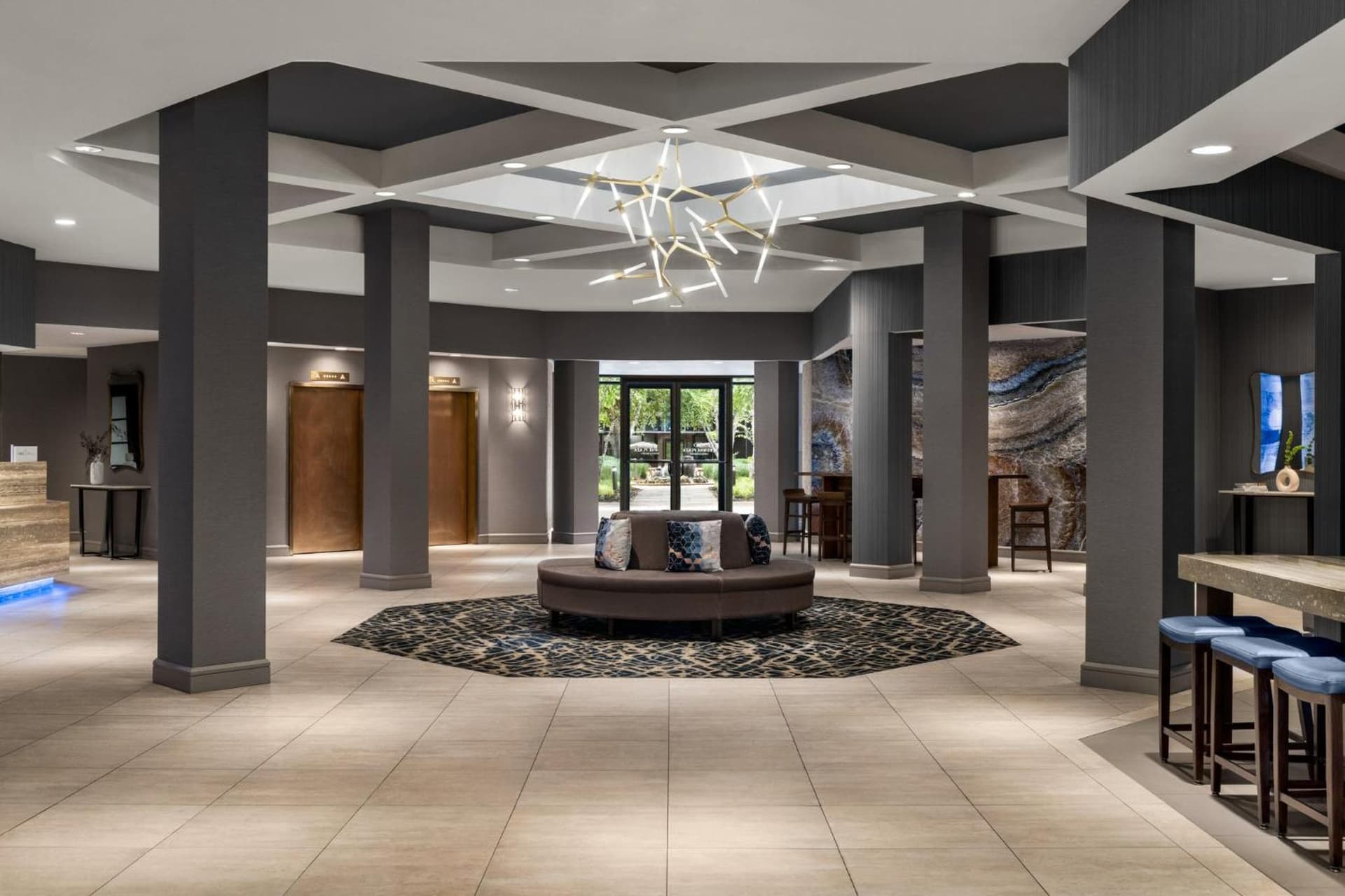 Crowne Plaza Edison by IHG gallery photo in Edison — image 25