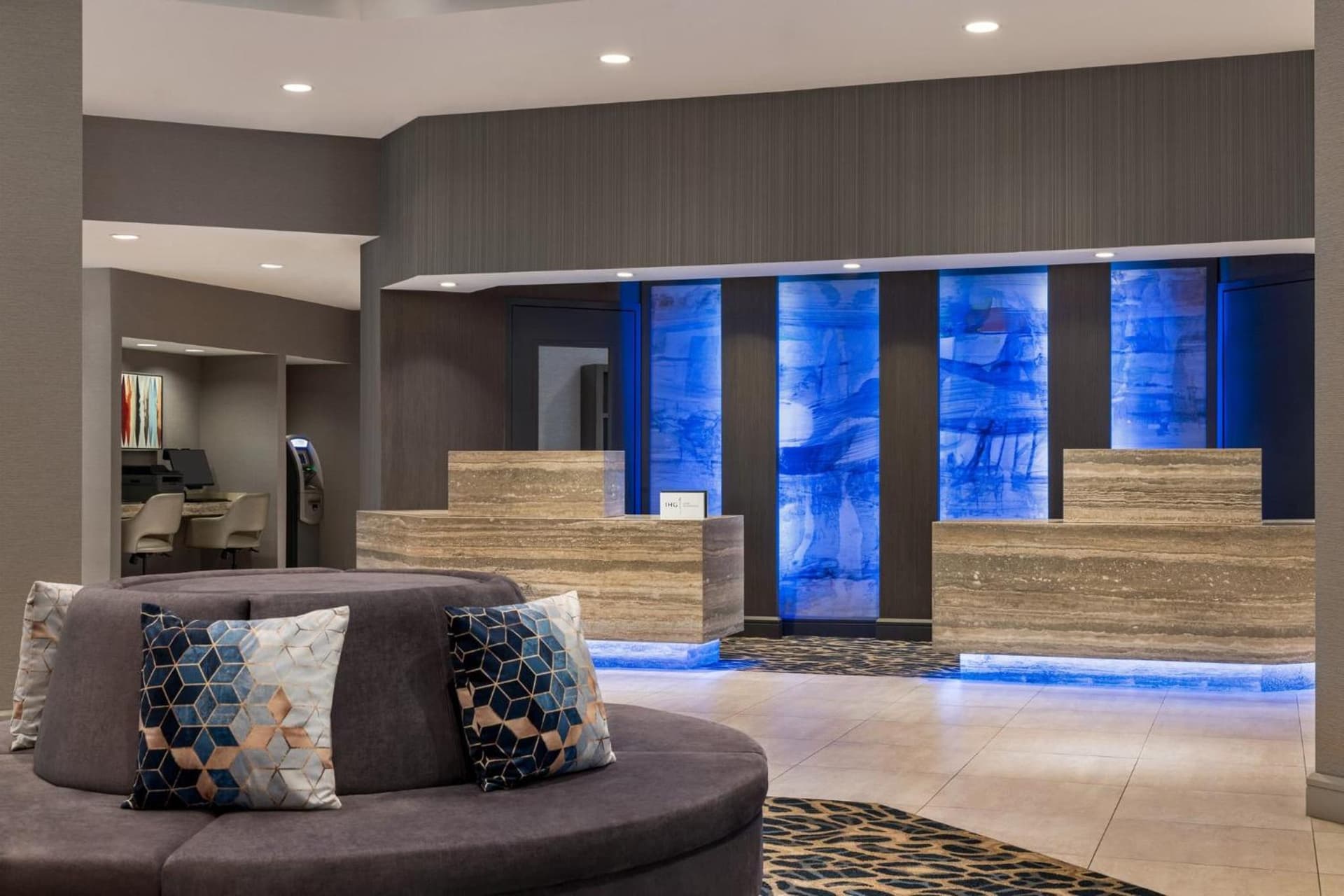 Crowne Plaza Edison by IHG gallery photo in Edison — image 19