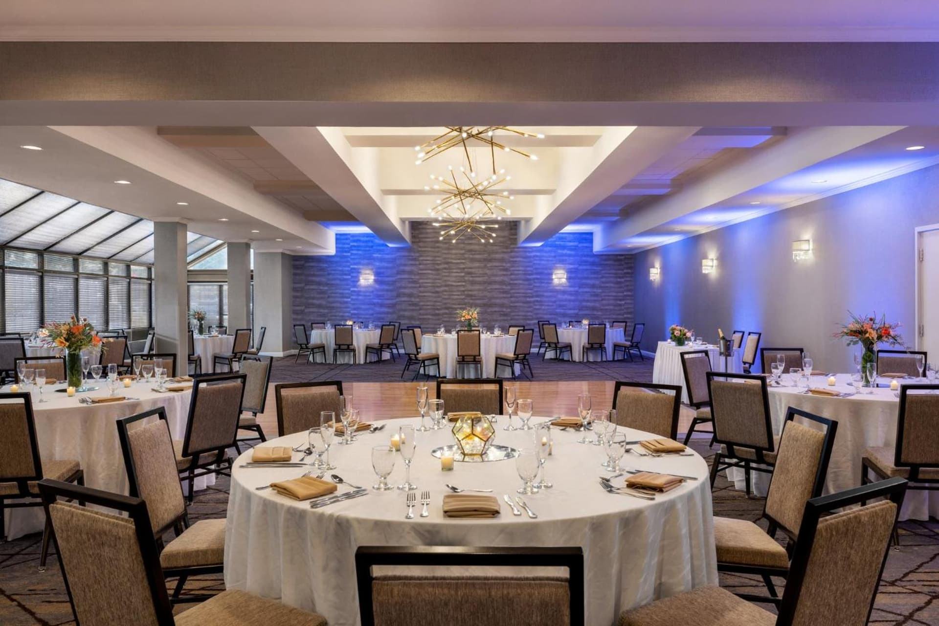 Crowne Plaza Edison by IHG gallery photo in Edison — image 27