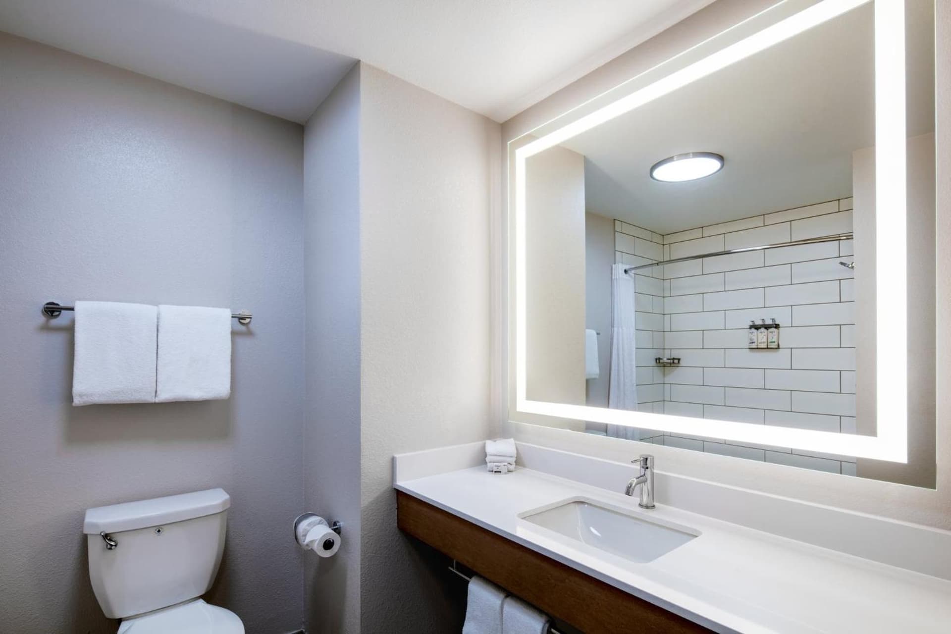 Holiday Inn Express Turlock by IHG gallery photo in Turlock, CA — image 25