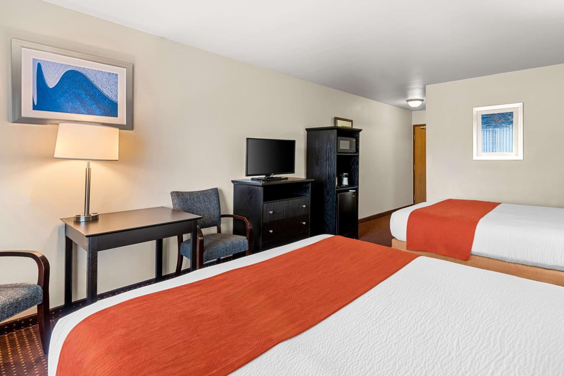 Best Western Legacy Inn & Suites Beloit/South Beloit gallery photo in South Beloit, IL — image 25