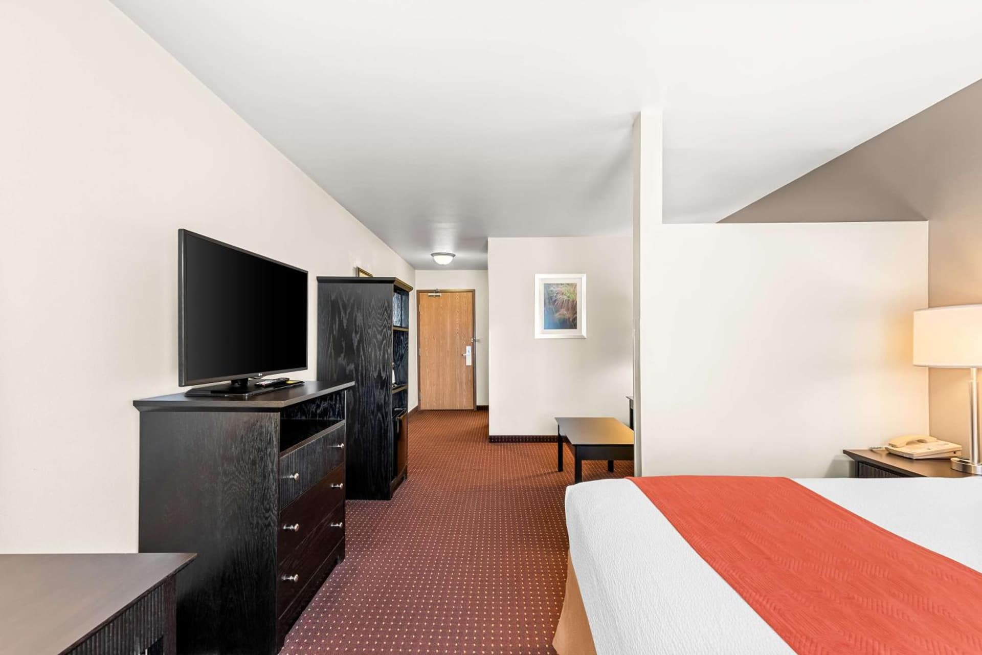 Best Western Legacy Inn & Suites Beloit/South Beloit gallery photo in South Beloit, IL — image 18