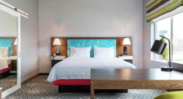 Hampton Inn & Suites Cottonwood, Az featured exterior or lobby in Cottonwood, AZ — similar hotel