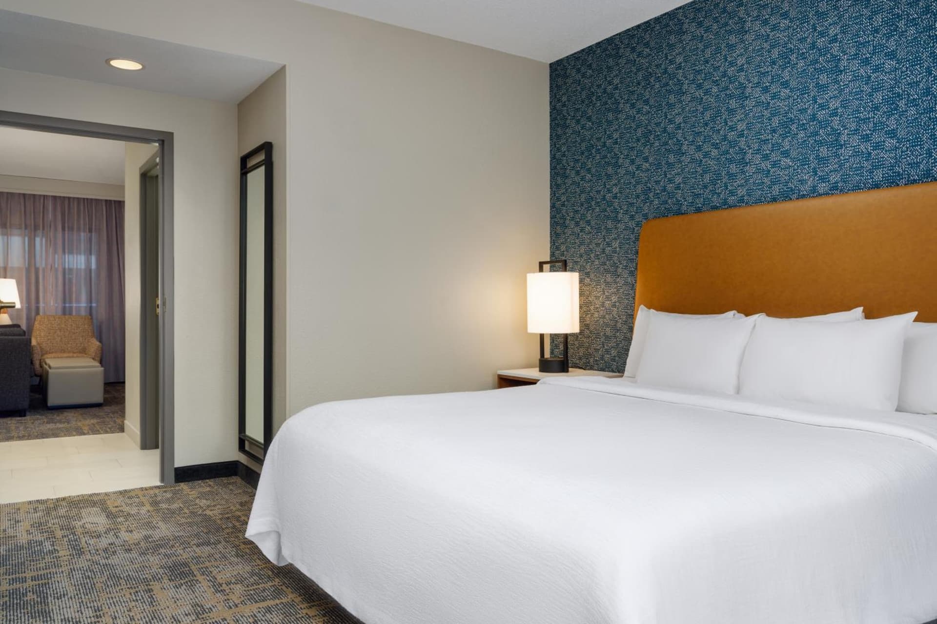Embassy Suites Lincoln gallery photo in Lincoln, NE — image 28