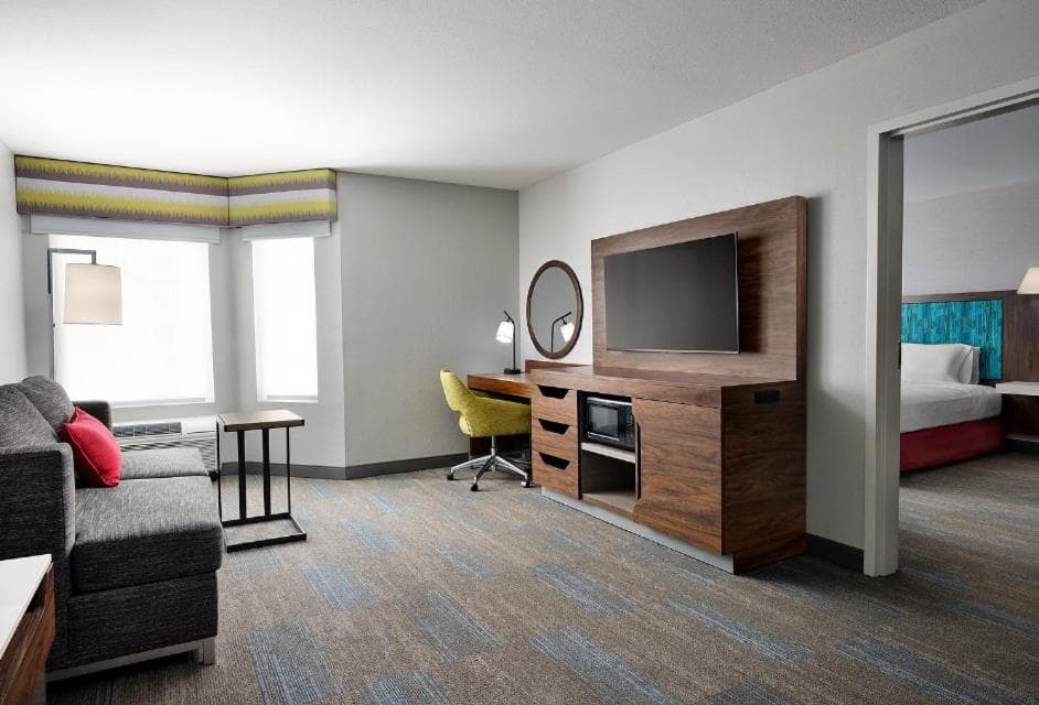 Hampton Inn San Diego/Del Mar interior in San Diego, CA — gallery photo 2