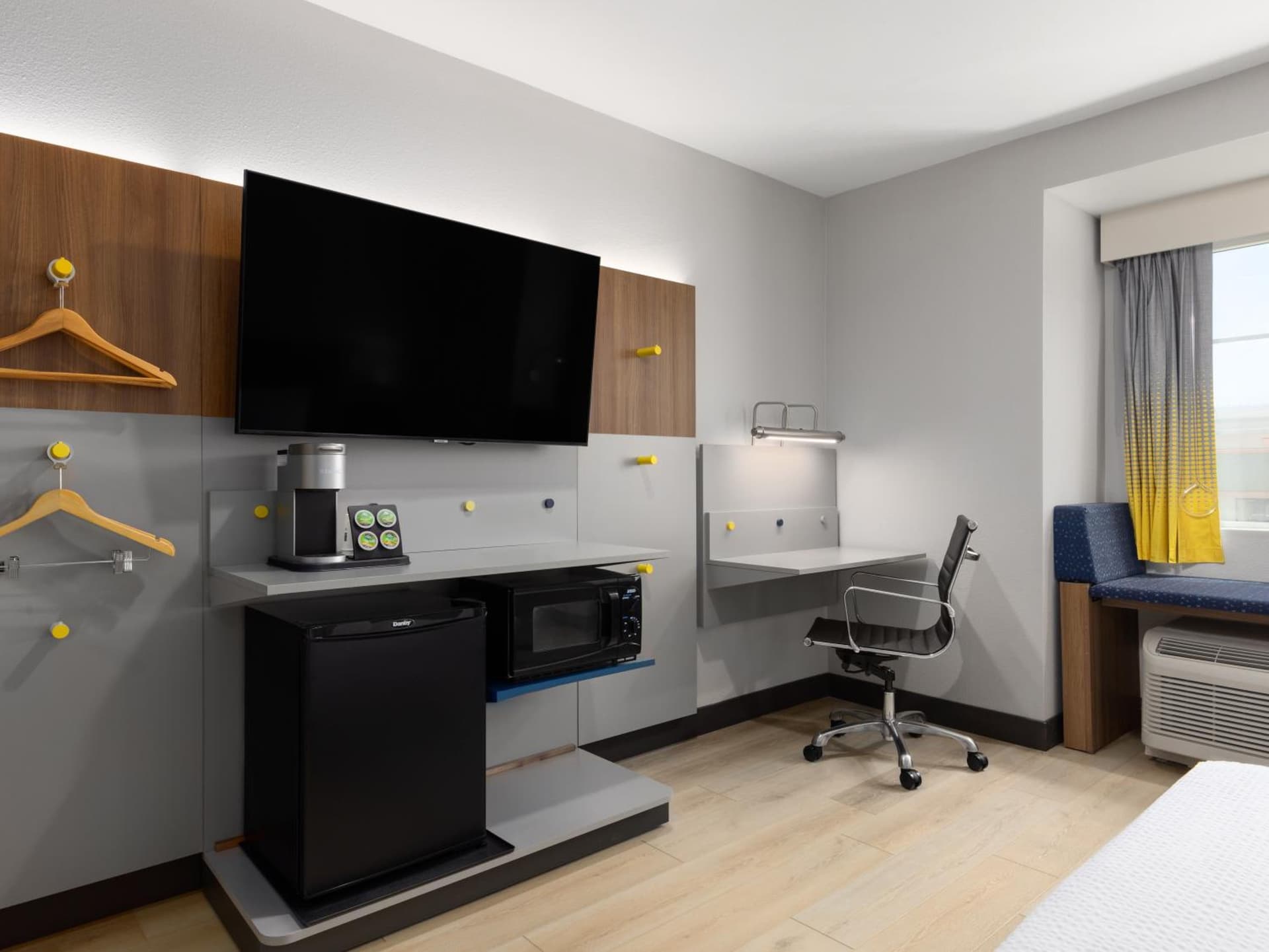 Microtel Inn & Suites by Wyndham Tracy gallery photo in Tracy, CA — image 44