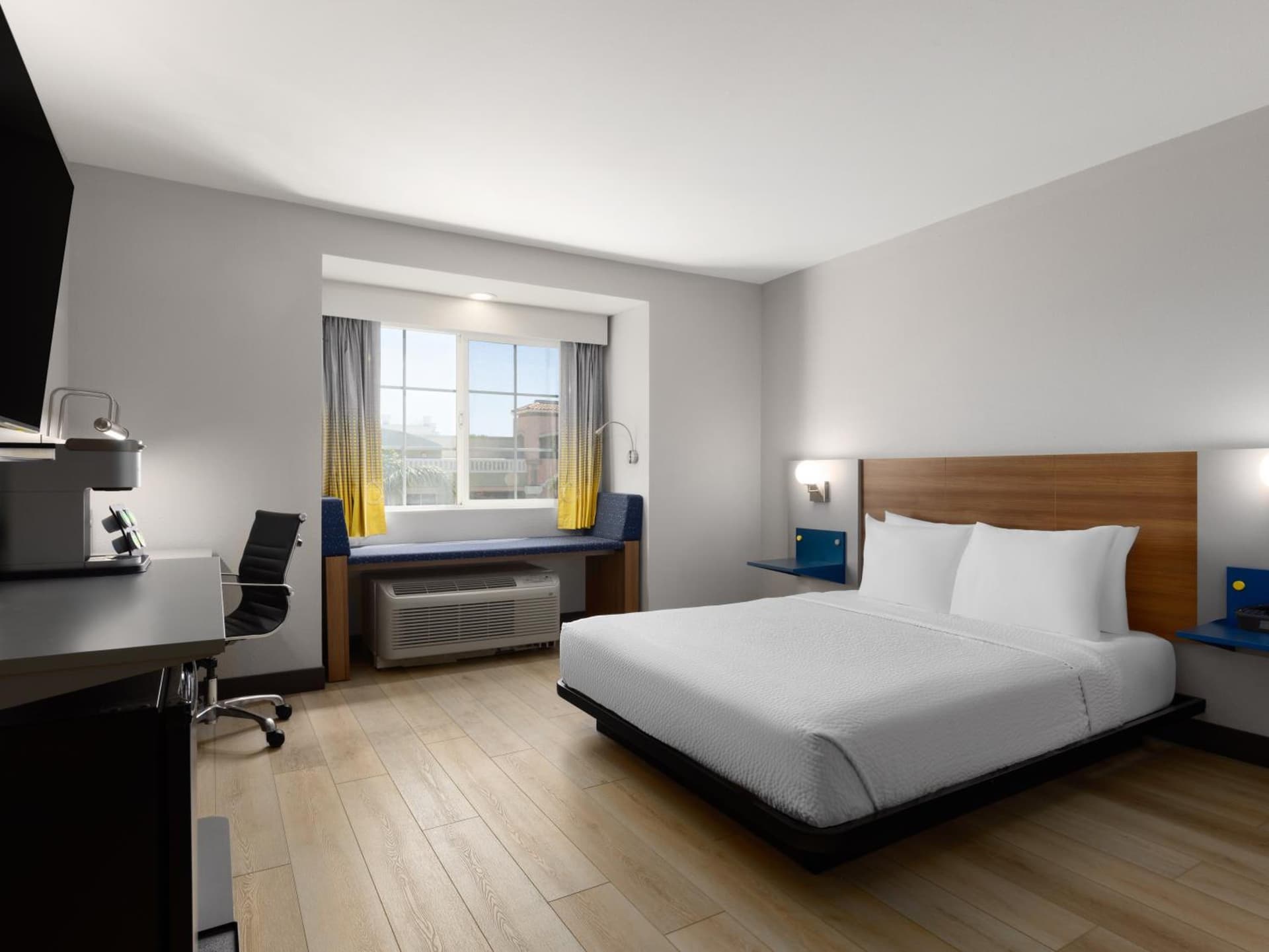Microtel Inn & Suites by Wyndham Tracy gallery photo in Tracy, CA — image 48