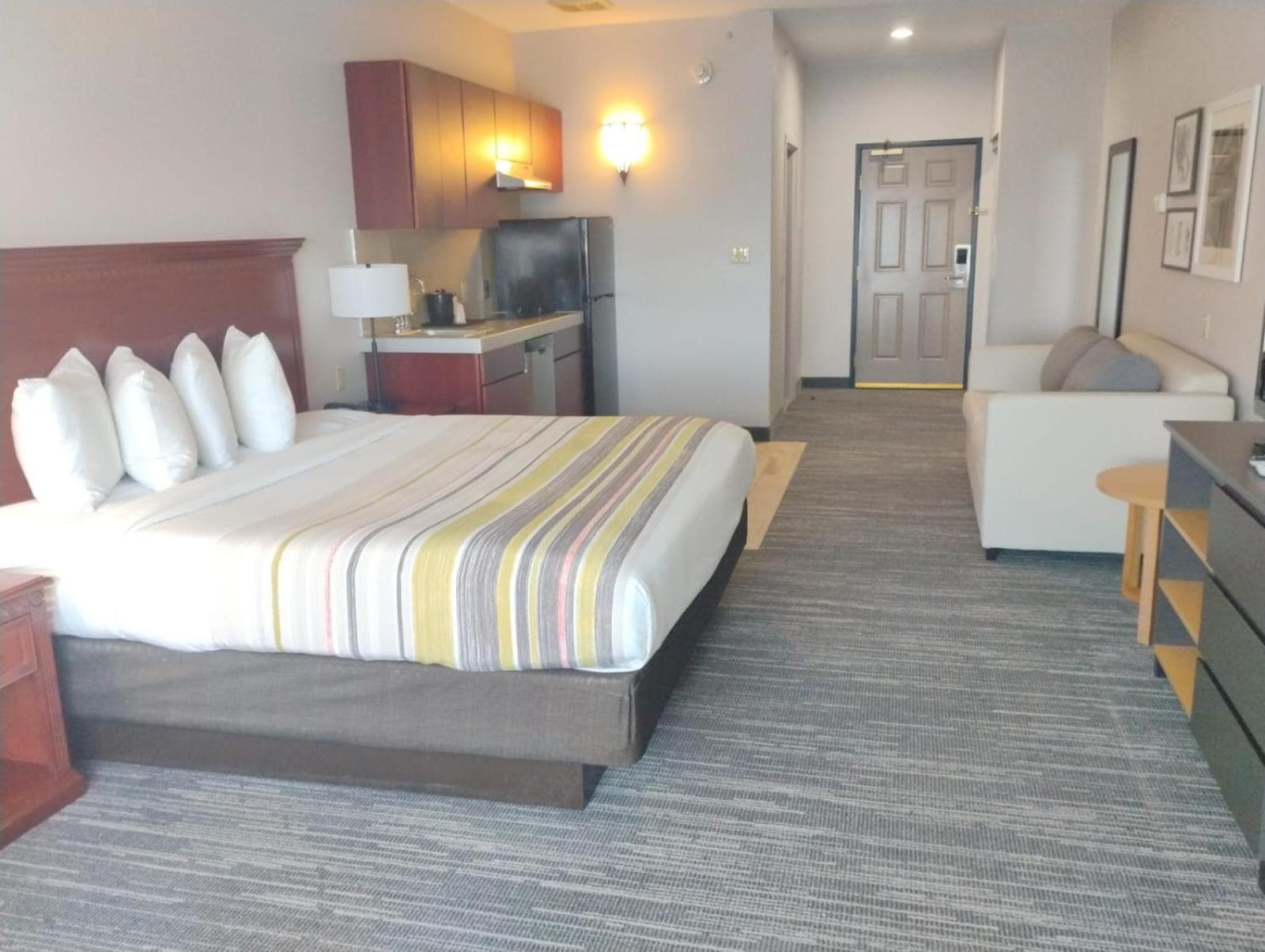 Country Inn & Suites by Radisson, Harrisburg - Hershey West, PA gallery photo in Harrisburg, PA — image 61