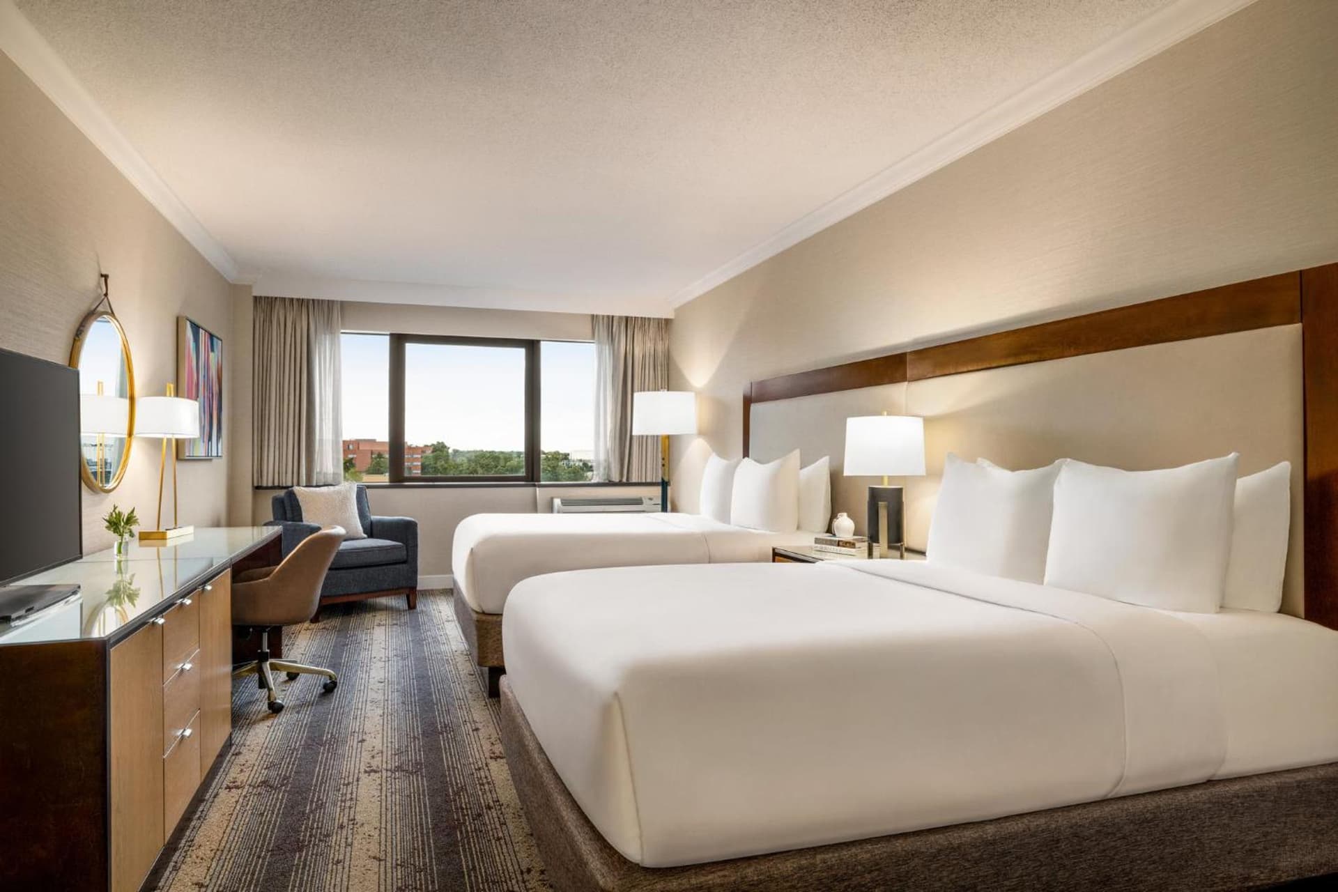 Crowne Plaza Edison by IHG gallery photo in Edison — image 37