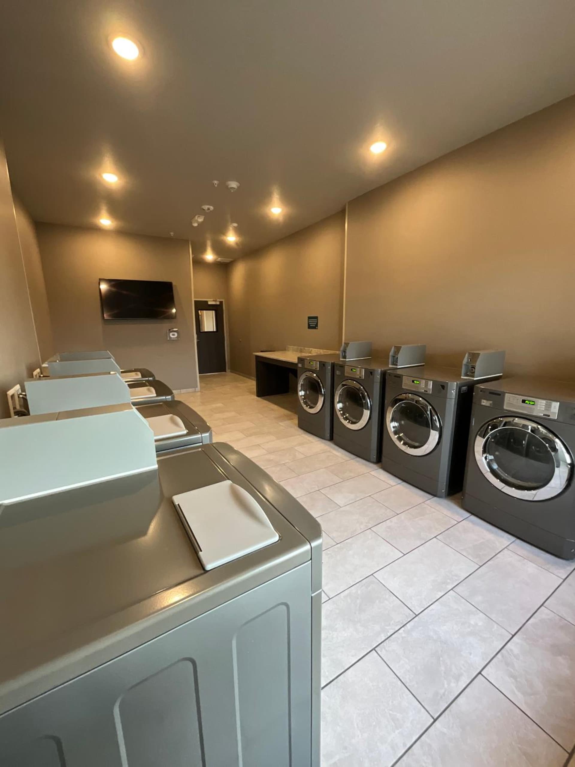 Riverstone Suites by Cobblestone Hotels - Chippewa Falls gallery photo in Chippewa Falls, WI — image 19