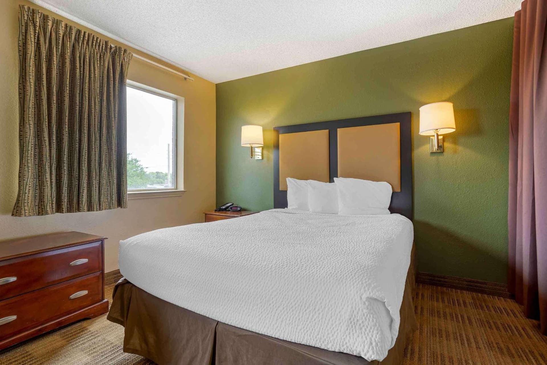 Extended Stay America Select Suites - Houston - Sugar Land gallery photo in Sugar Land, TX — image 75