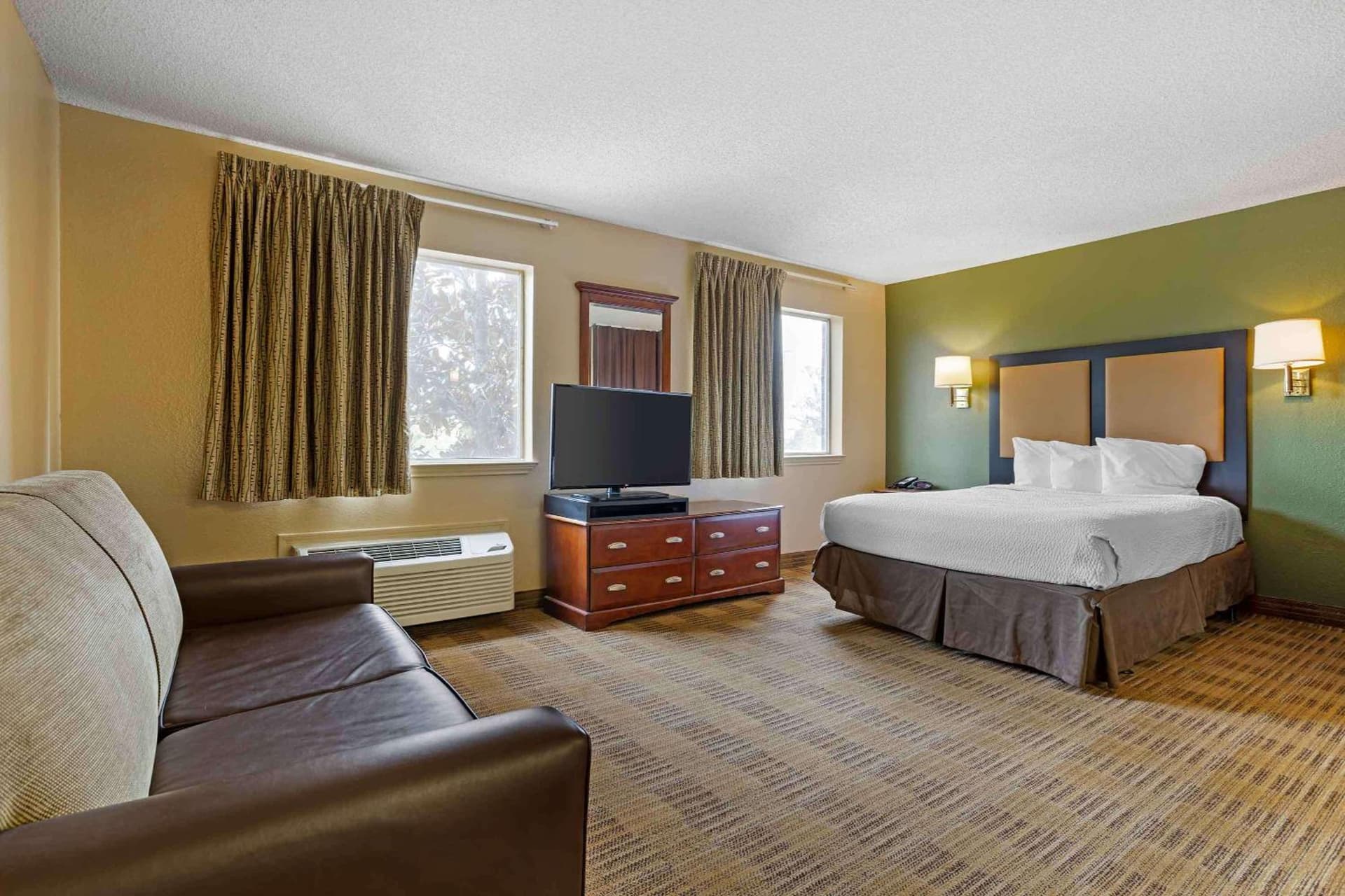 Extended Stay America Select Suites - Houston - Sugar Land gallery photo in Sugar Land, TX — image 13